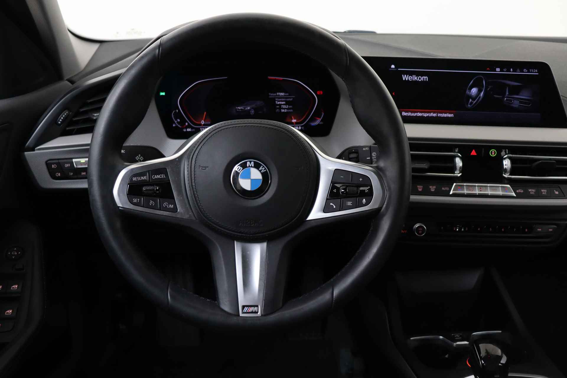 BMW 1-serie 118i High Executive Automaat / Trekhaak / Sportstoelen / LED / Live Cockpit Professional / Stoelverwarming / Leder - 22/51