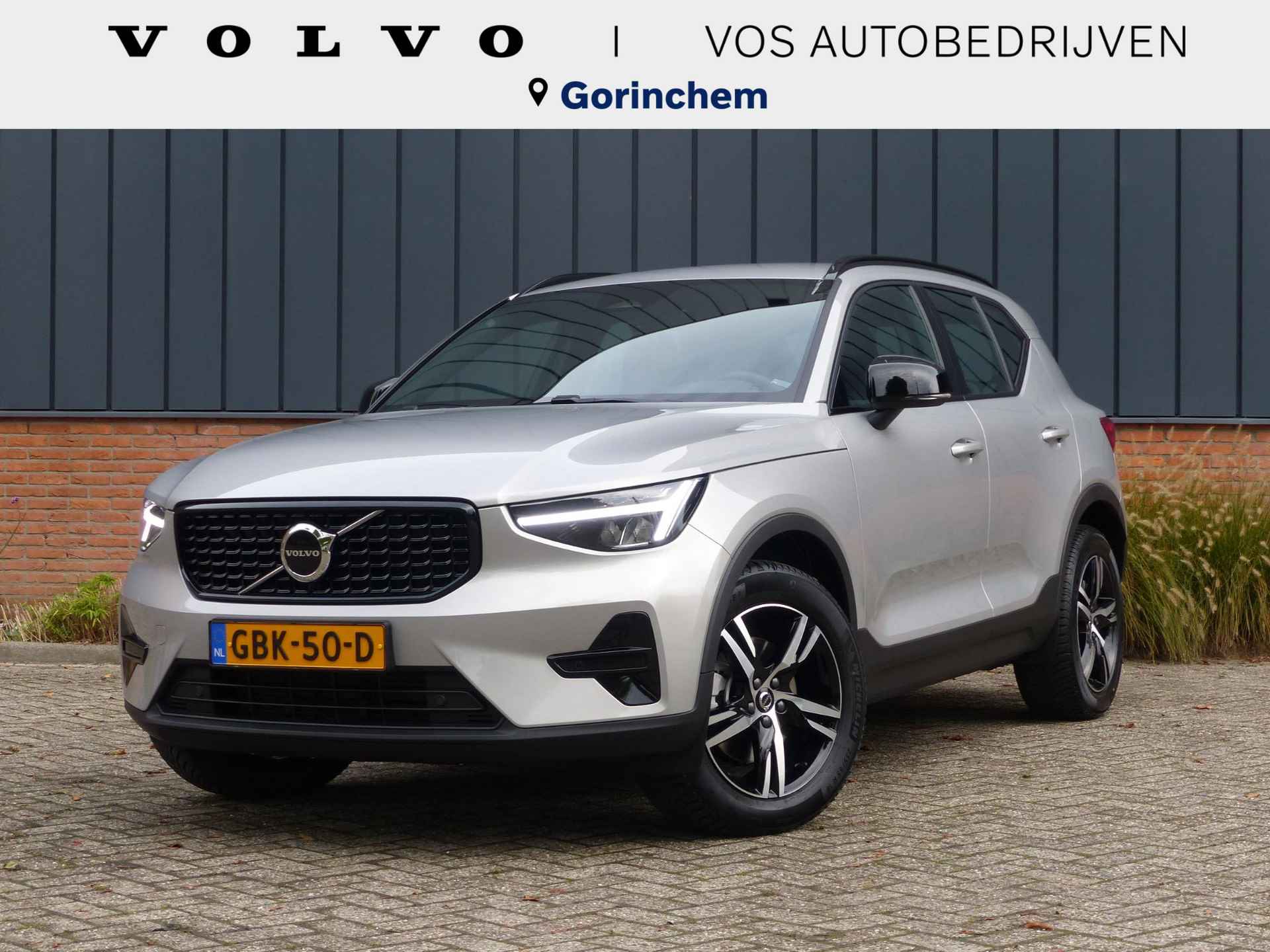 Volvo XC40 B4 Plus Dark - 1/35