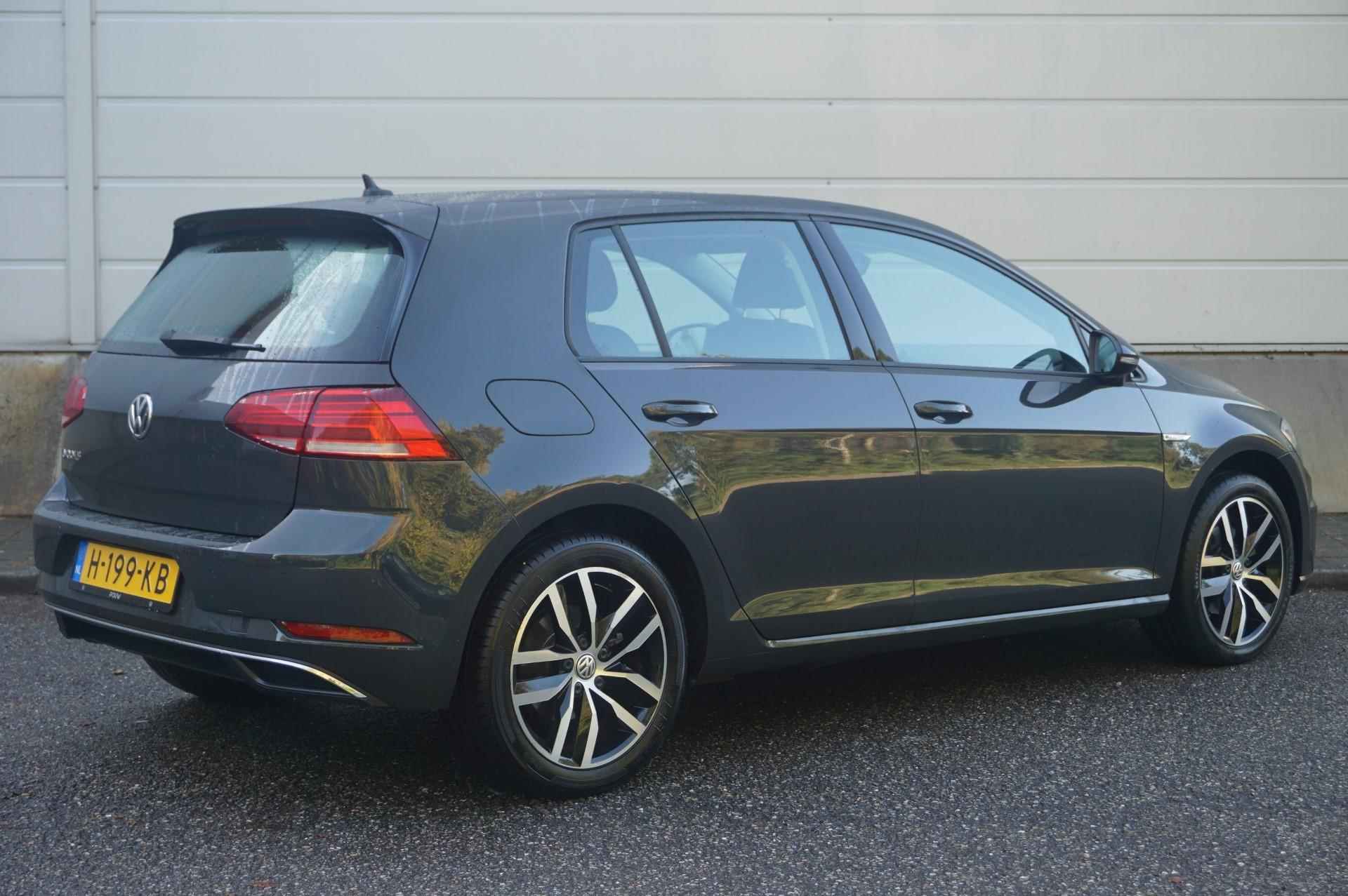 Volkswagen e-Golf 136pk E-DITION |SoH 91%| Navigatie | Apple Carplay/Android Auto | Adaptive Cruise - 2/39