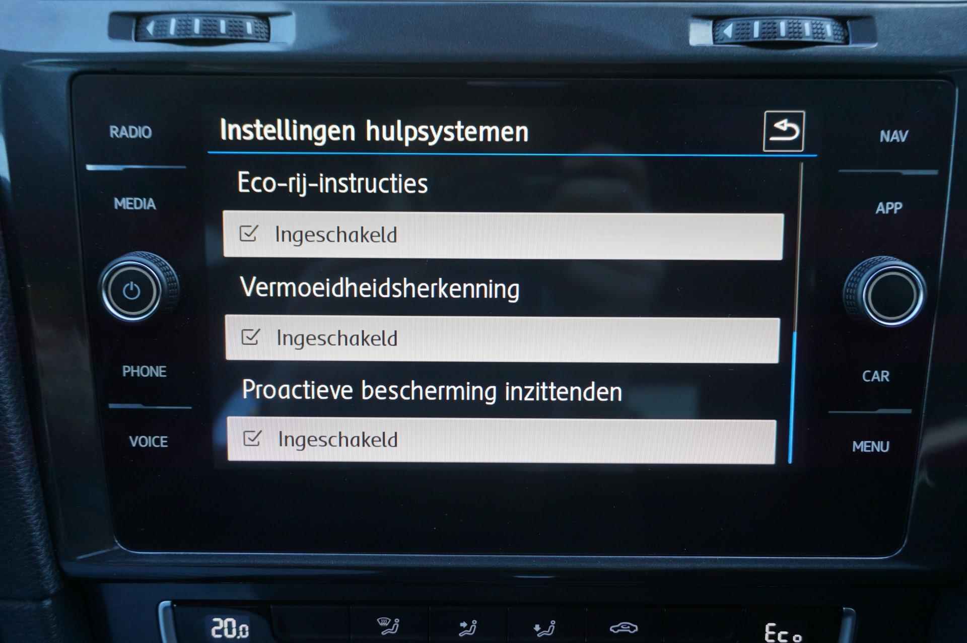 Volkswagen e-Golf 136pk E-DITION |SoH 91%| Navigatie | Apple Carplay/Android Auto | Adaptive Cruise - 37/39