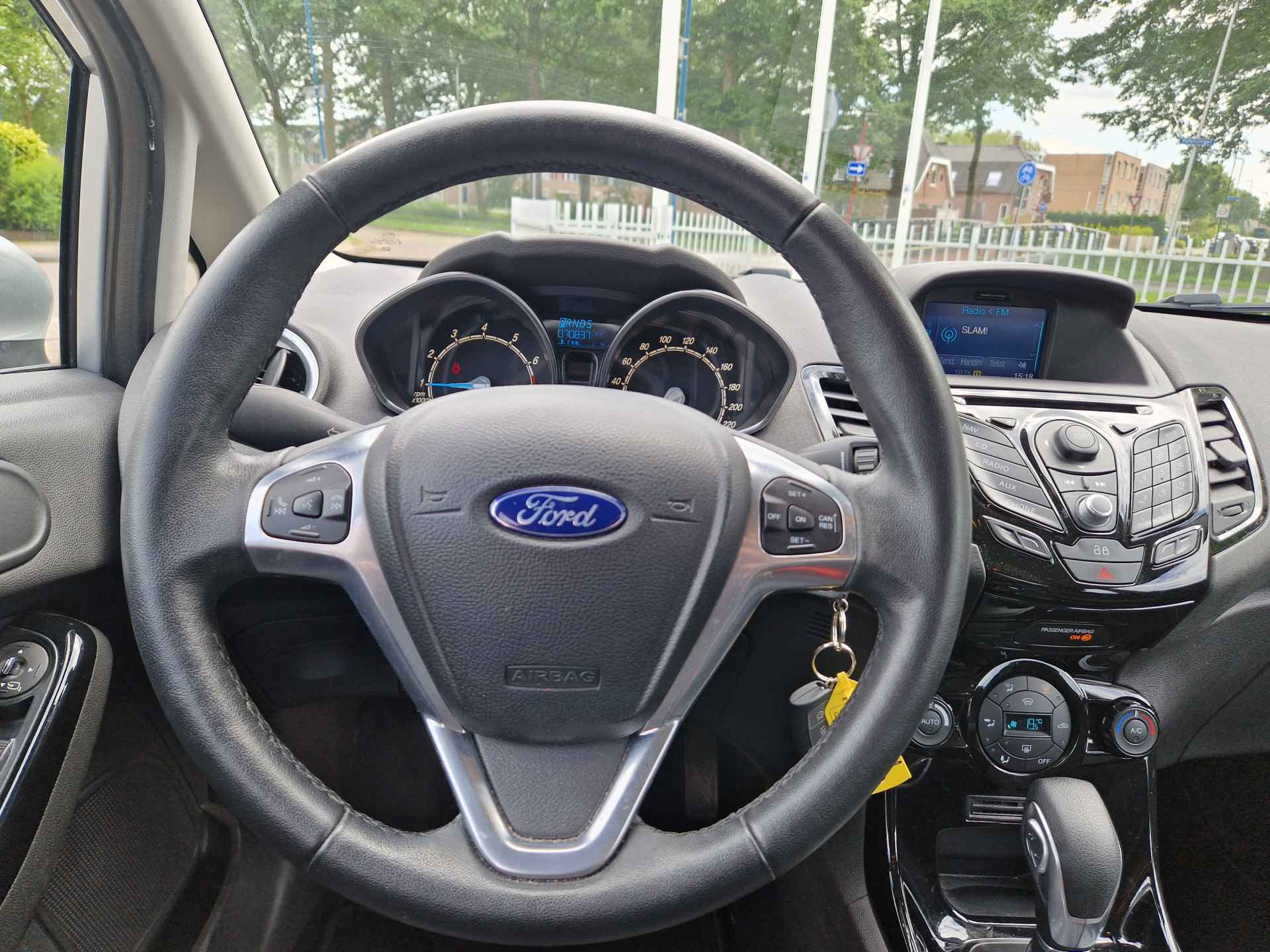 Ford Fiesta 1.0 EcoBoost Titanium Automaat Navigatie, Cruise control, Parkeersensoren , All-in Rijklaarprijs - 12/18