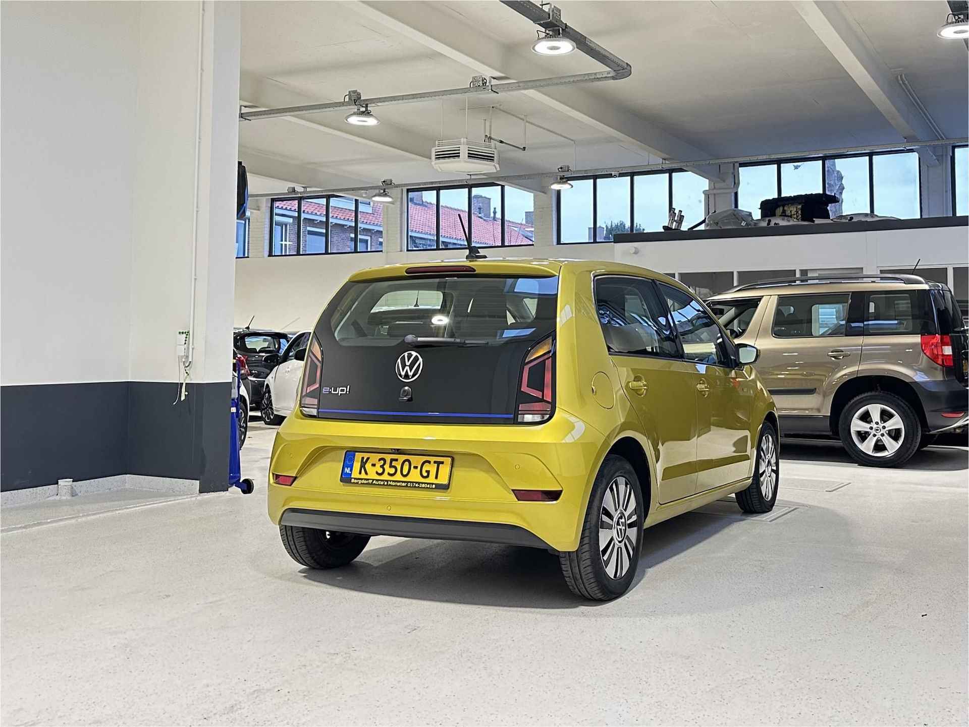 Volkswagen E-Up! E-up! Style | Achterruitrijcamera |Bluetooth | Automaat | - 4/23