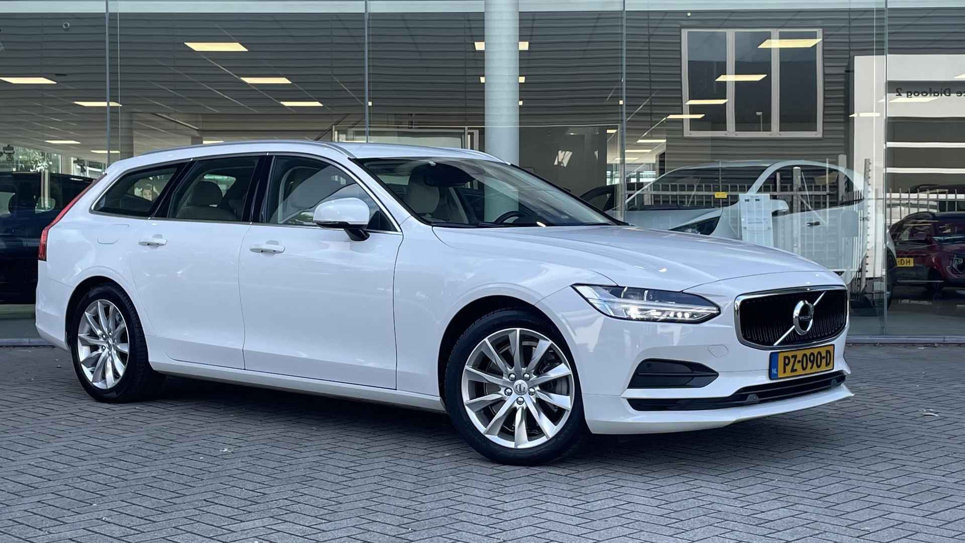 Volvo V90 2.0 T5 90th Anniversary Edition NAV | CAMERA | ECC | LEDER | BLINDSPOT | AD. CRUISE | CARPLAY - 3/39