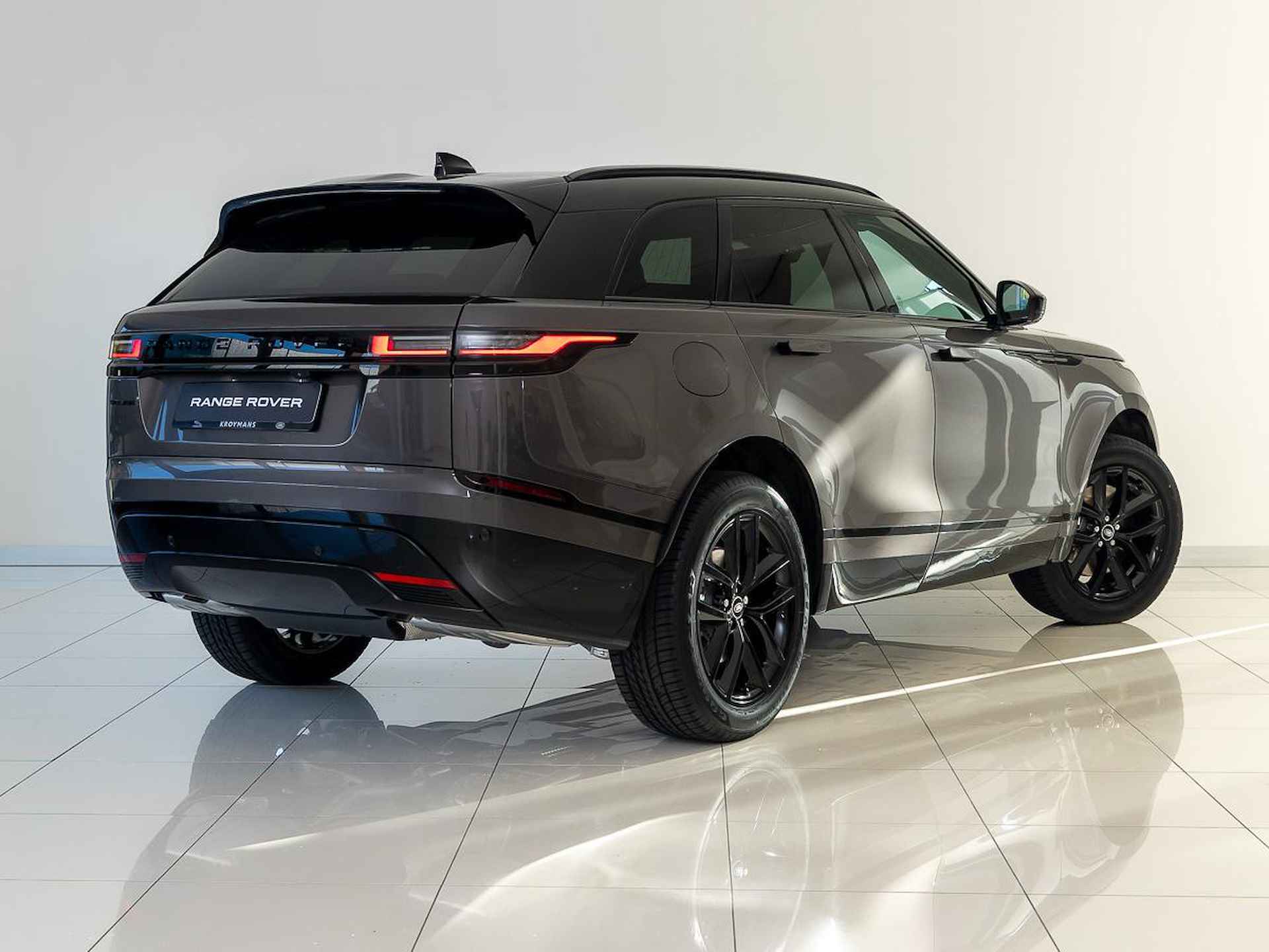 Land Rover Range Rover Velar P400e AWD Dynamic HSE | Massage | Panoramadak | HuD - 2/26