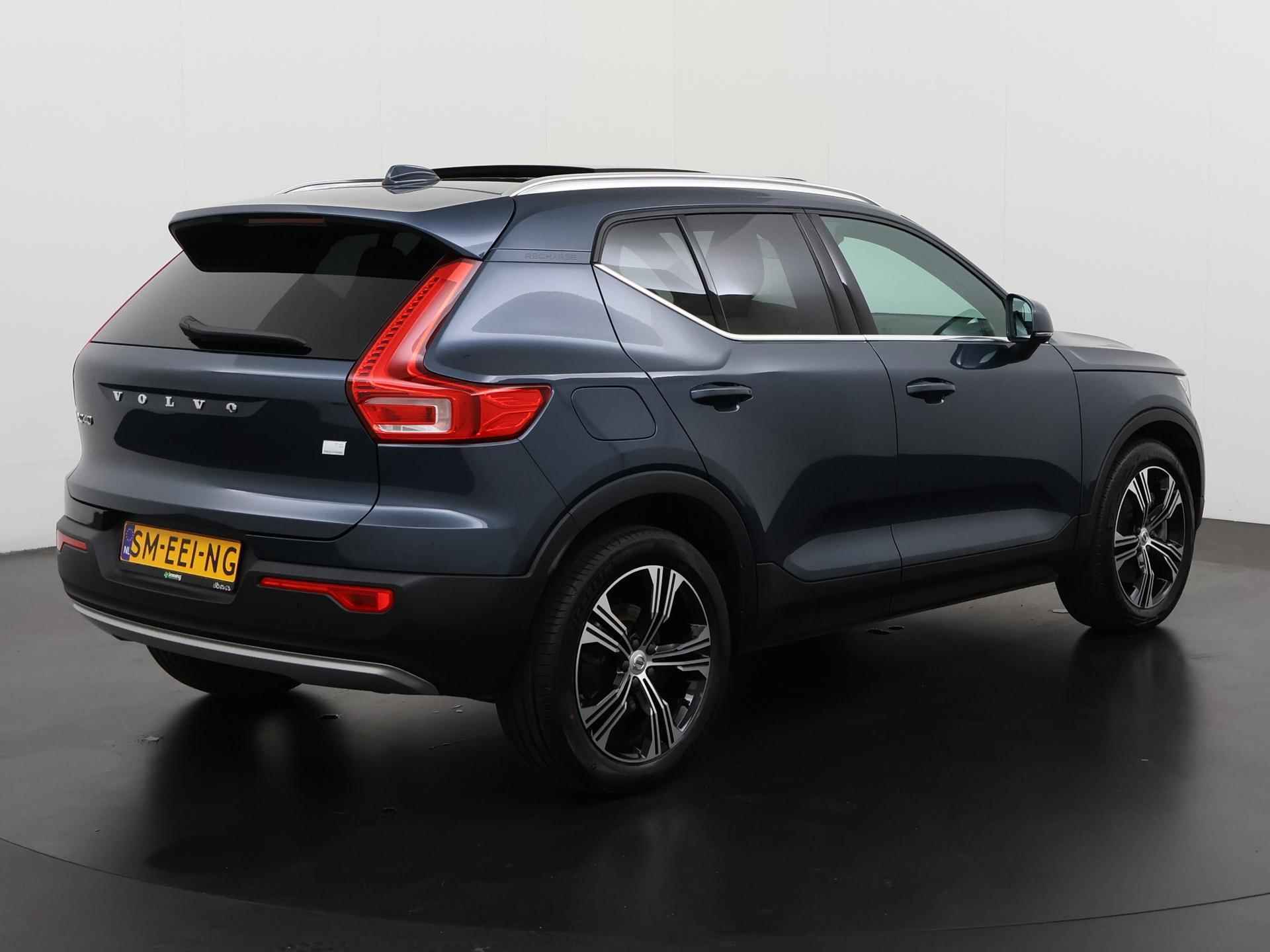 Volvo XC40 1.5 T5 Recharge Inscription | Panoramadak | Memory Seat | Zondag Open! - 4/47