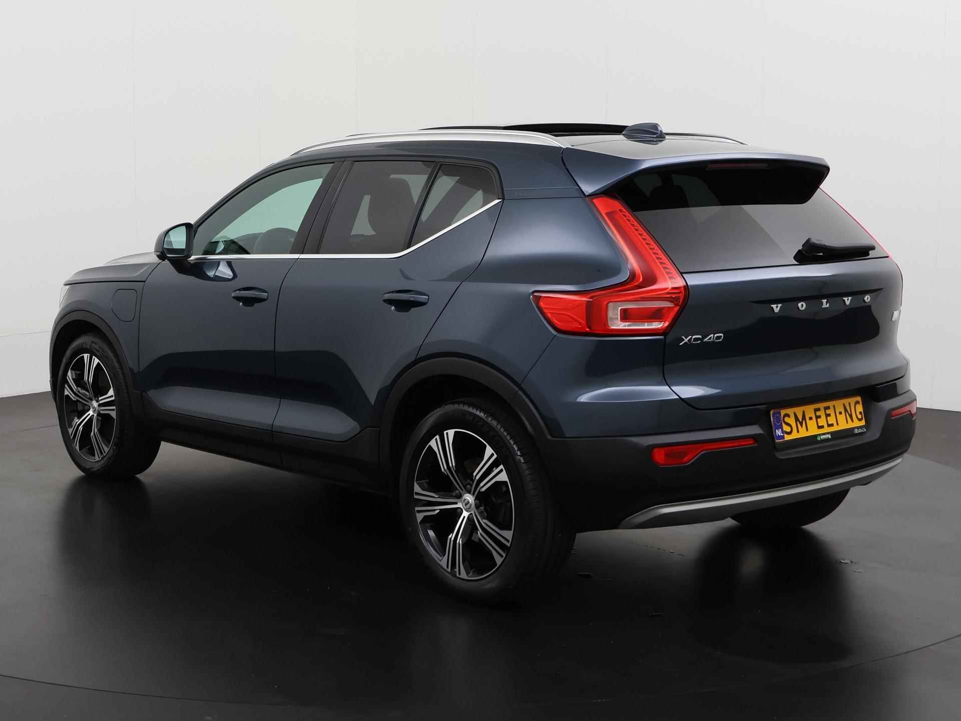 Volvo XC40 1.5 T5 Recharge Inscription | Panoramadak | Memory Seat | Zondag Open! - 6/47