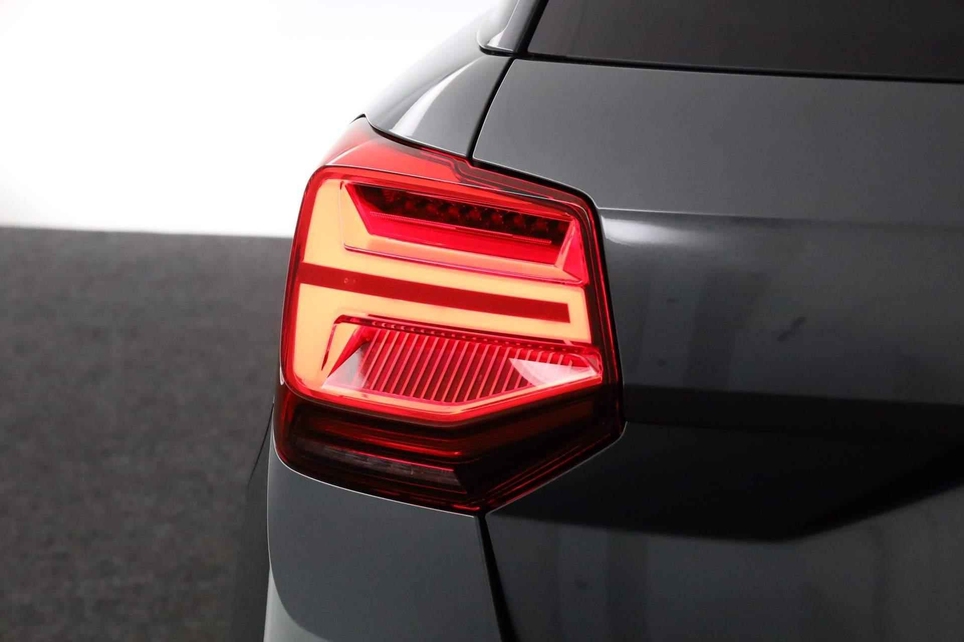 Audi Q2 35 TFSI 150PK S-tronic S Edition | Navi | Stoelverwarming | Optiekpakket zwart plus | ACC - 14/39