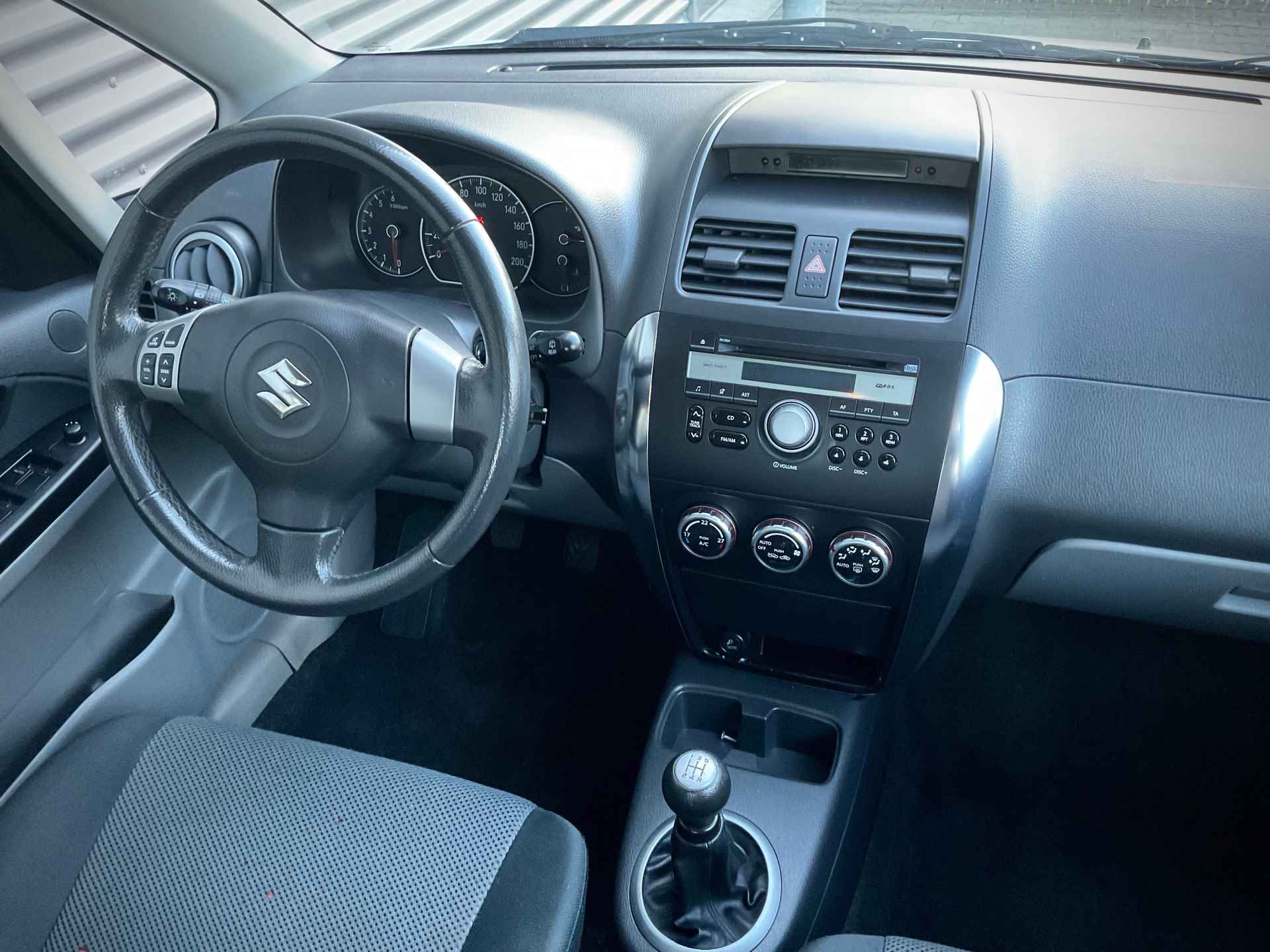 Suzuki SX4 1.6 Comfort - 9/19