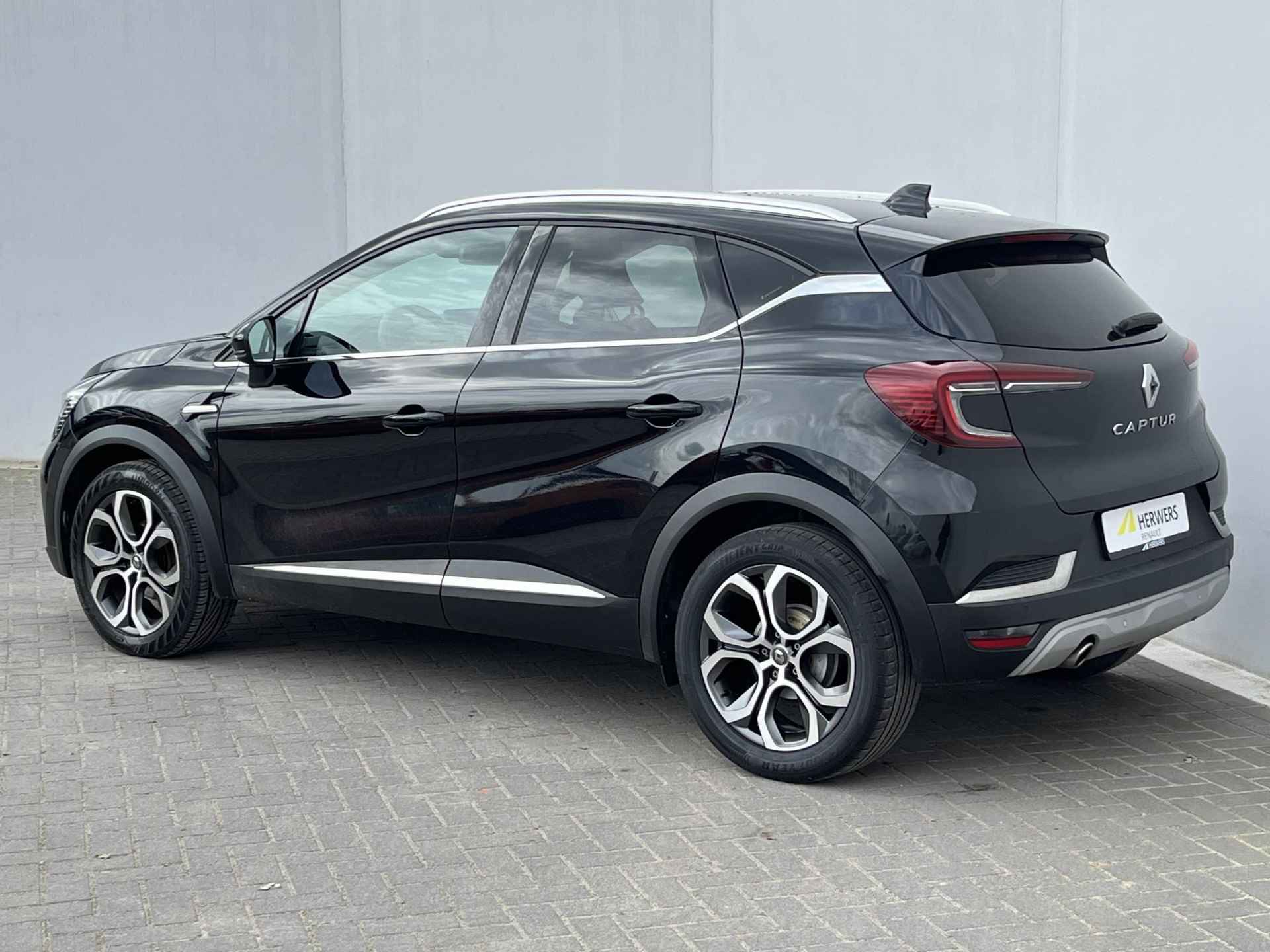 Renault Captur 1.0 TCe 100 Bi-Fuel LPG G3 Intens / 1200KG Trekgewicht / 9,3"Navigatie / Achteruitrijcamera / Climate Control / 18"Lichtmetalen Velgen - 20/53