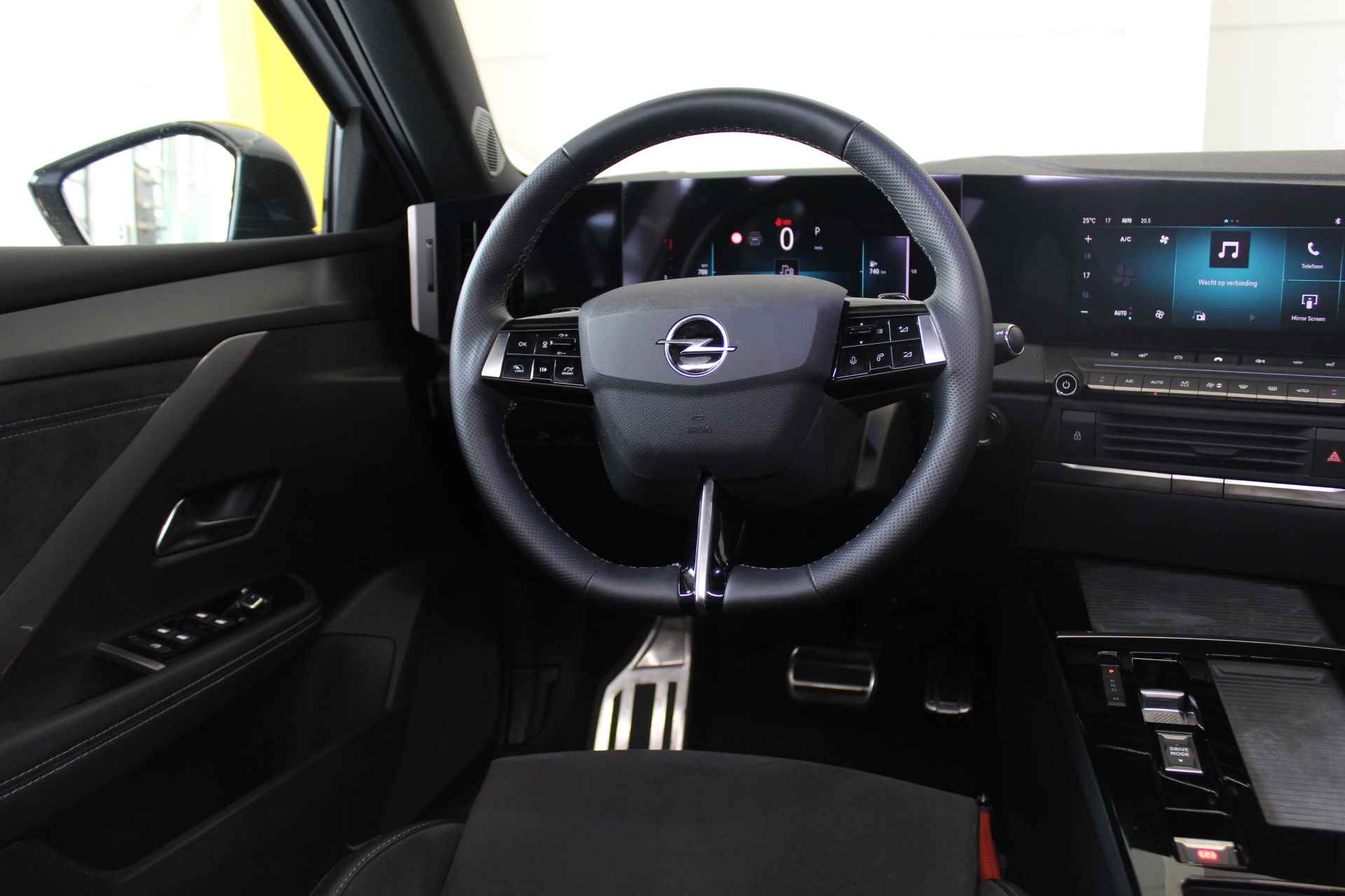 Opel Astra Sports Tourer 1.2 Level 4 Ultimate | Stoel & Stuurverwarming | AGR- Stoelen | Panoramadak | Trekhaak - 17/28
