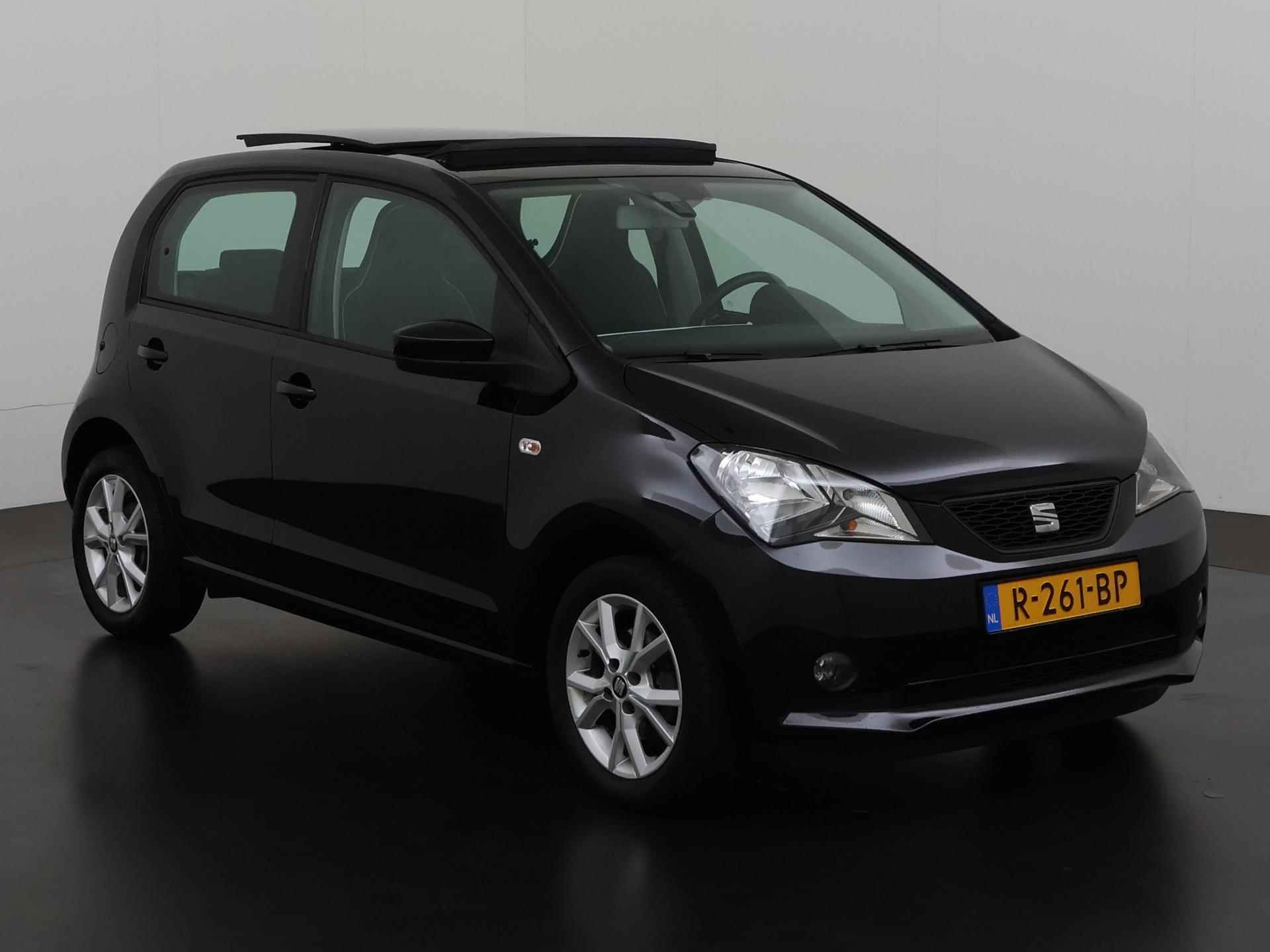 SEAT Mii 1.0 Style | Schuifdak | Stoelverwarming | Zondag Open! - 30/32