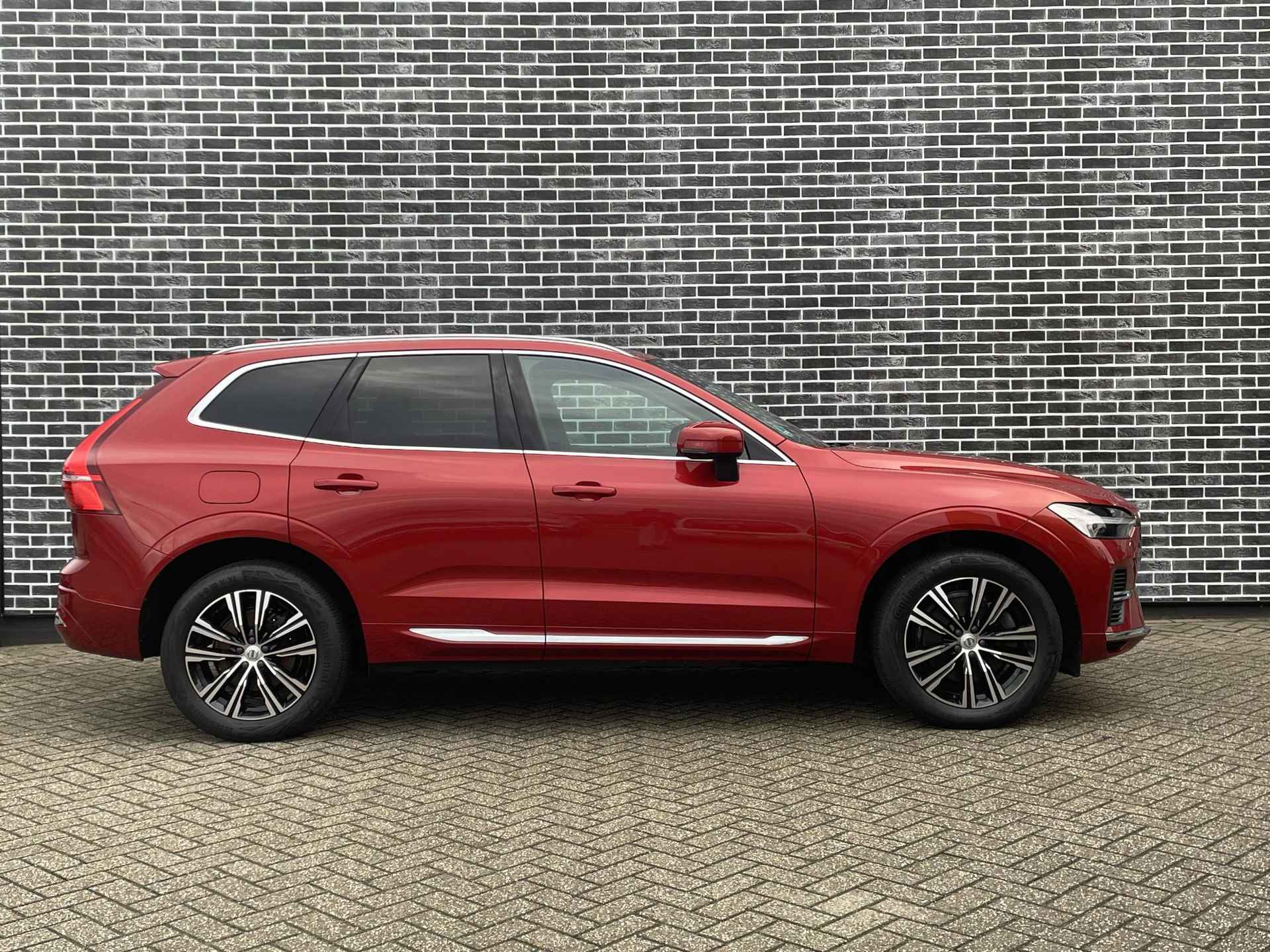 Volvo XC60 2.0 T6 Plug-in hybrid AWD Inscription | Google multimedia | Harman Kardon audio | Stoelmassage | Stoel en Stuurverwarming | Adaptieve LED verlichting | Stoelventilatie | Schuifdak | Adaptieve cruise control - 4/16