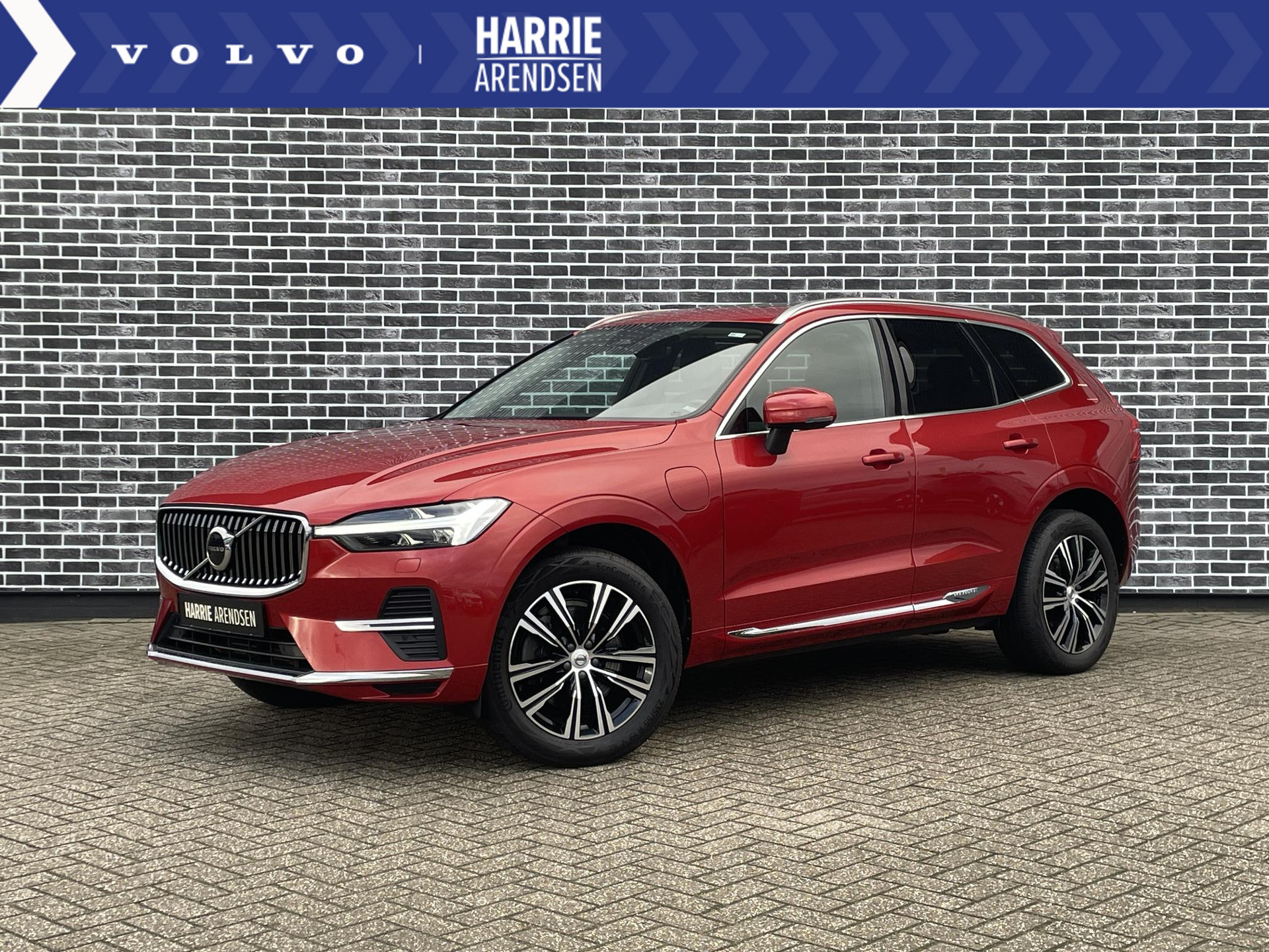 Volvo XC60 2.0 T6 Plug-in hybrid AWD Inscription | Google multimedia | Harman Kardon audio | Stoelmassage | Stoel en Stuurverwarming | Adaptieve LED verlichting | Stoelventilatie | Schuifdak | Adaptieve cruise control