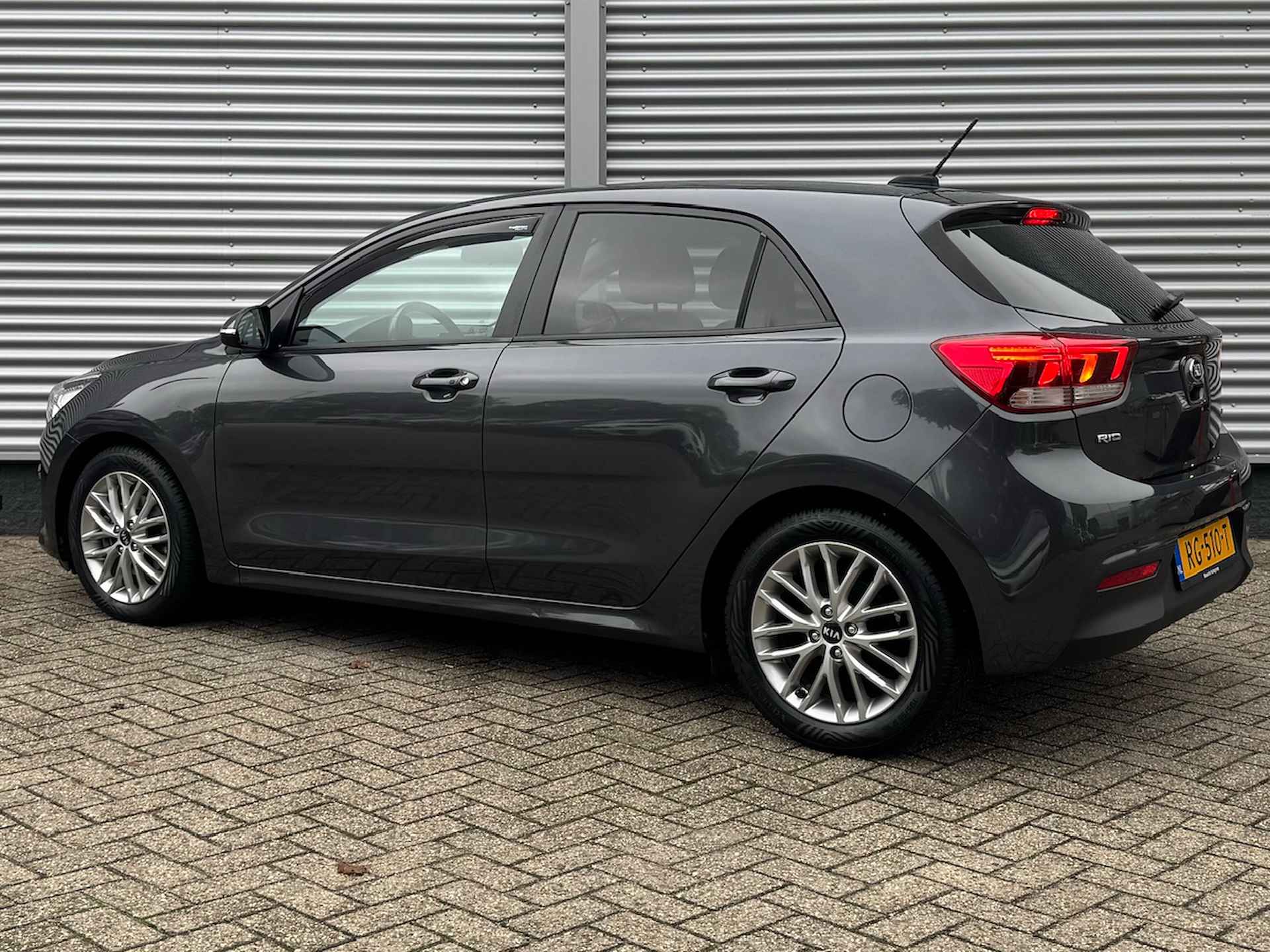 Kia Rio 1.0 T-GDI 100pk DynamicLine | Navigatie | Airco | Cruise Control | - 3/41