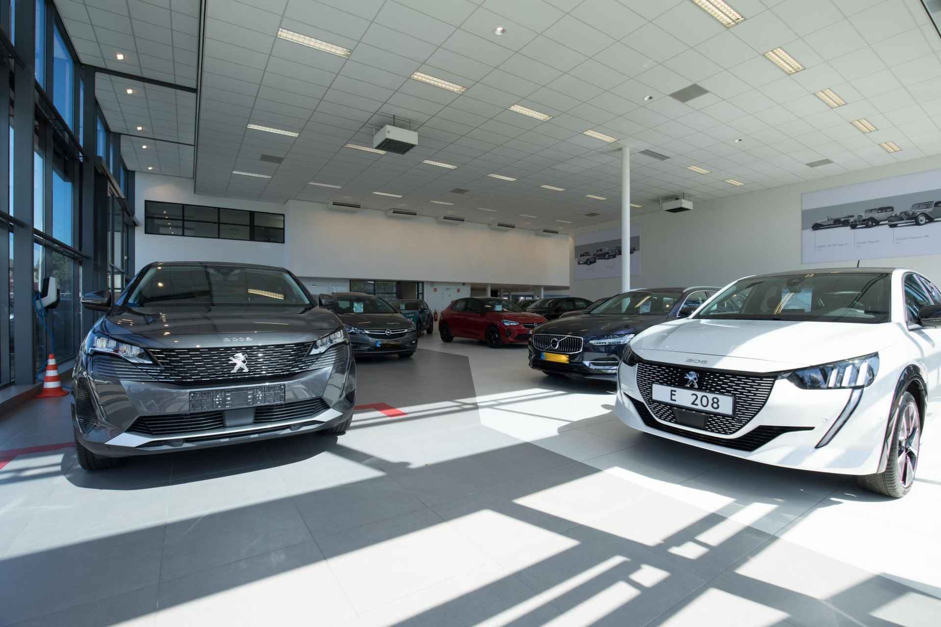 Peugeot 508 SW 1.2 PureTech Allure Pack Business | Lage Km Stand | All Season Banden - 45/47