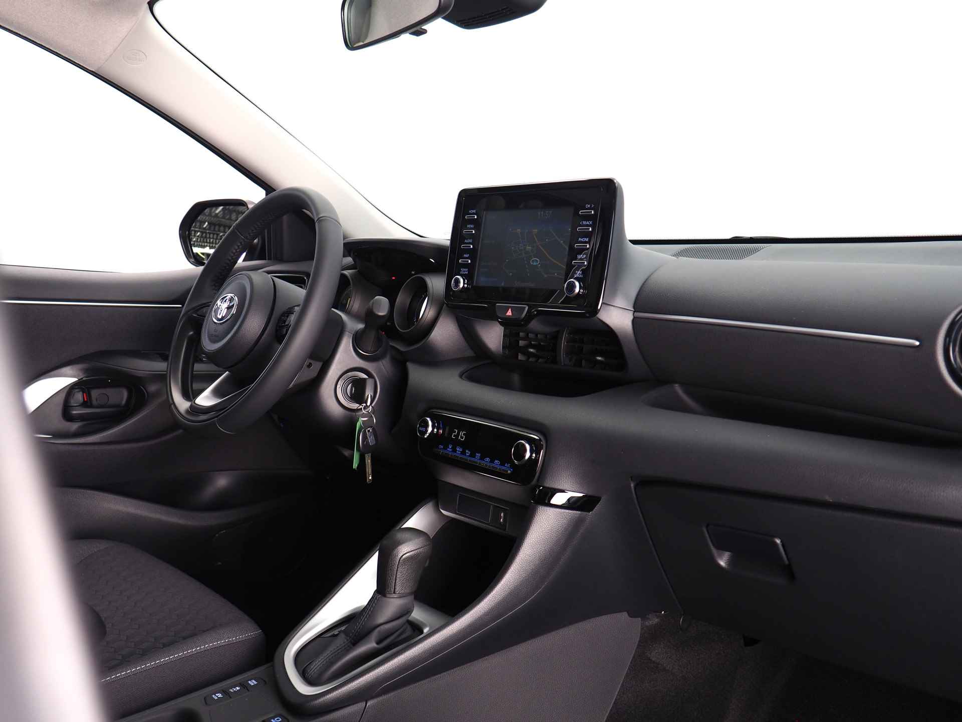 Toyota Yaris 1.5 Hybrid Dynamic | Achttps://wheelerdelta.autodata.nl/#/fotovideo/18401849hteruitrijcamera | Navigatie | Adaptive Cruise Control leverbaar in: wit, zilver en grijs - 18/30