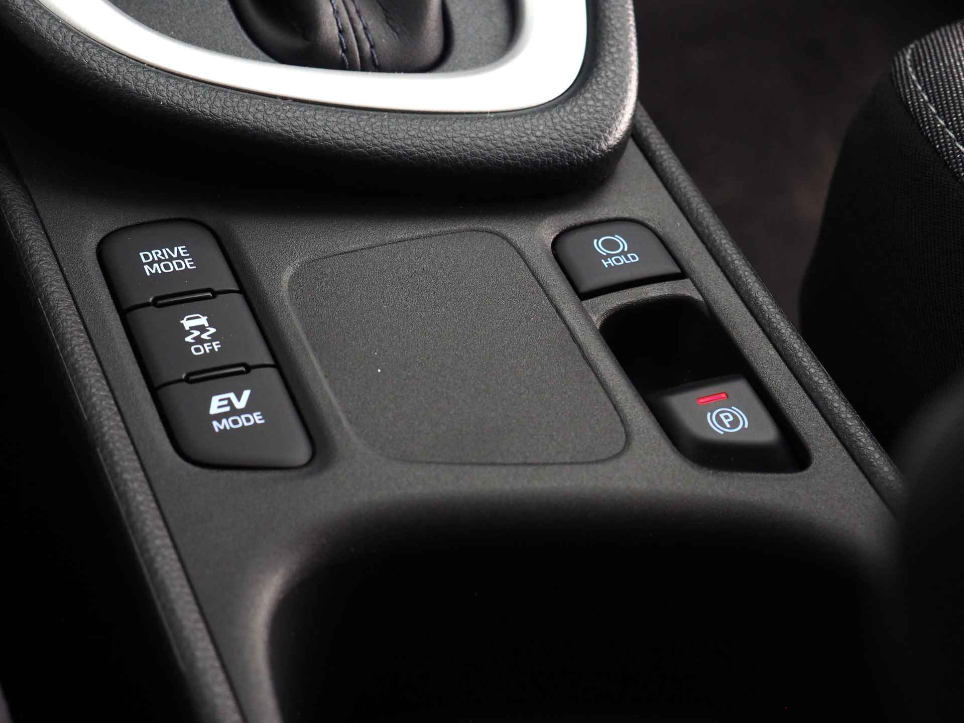 Toyota Yaris 1.5 Hybrid Dynamic achteruitrijcamera | Navigatie | Adaptive Cruise Control leverbaar in: wit, zilver en grijs - 21/30