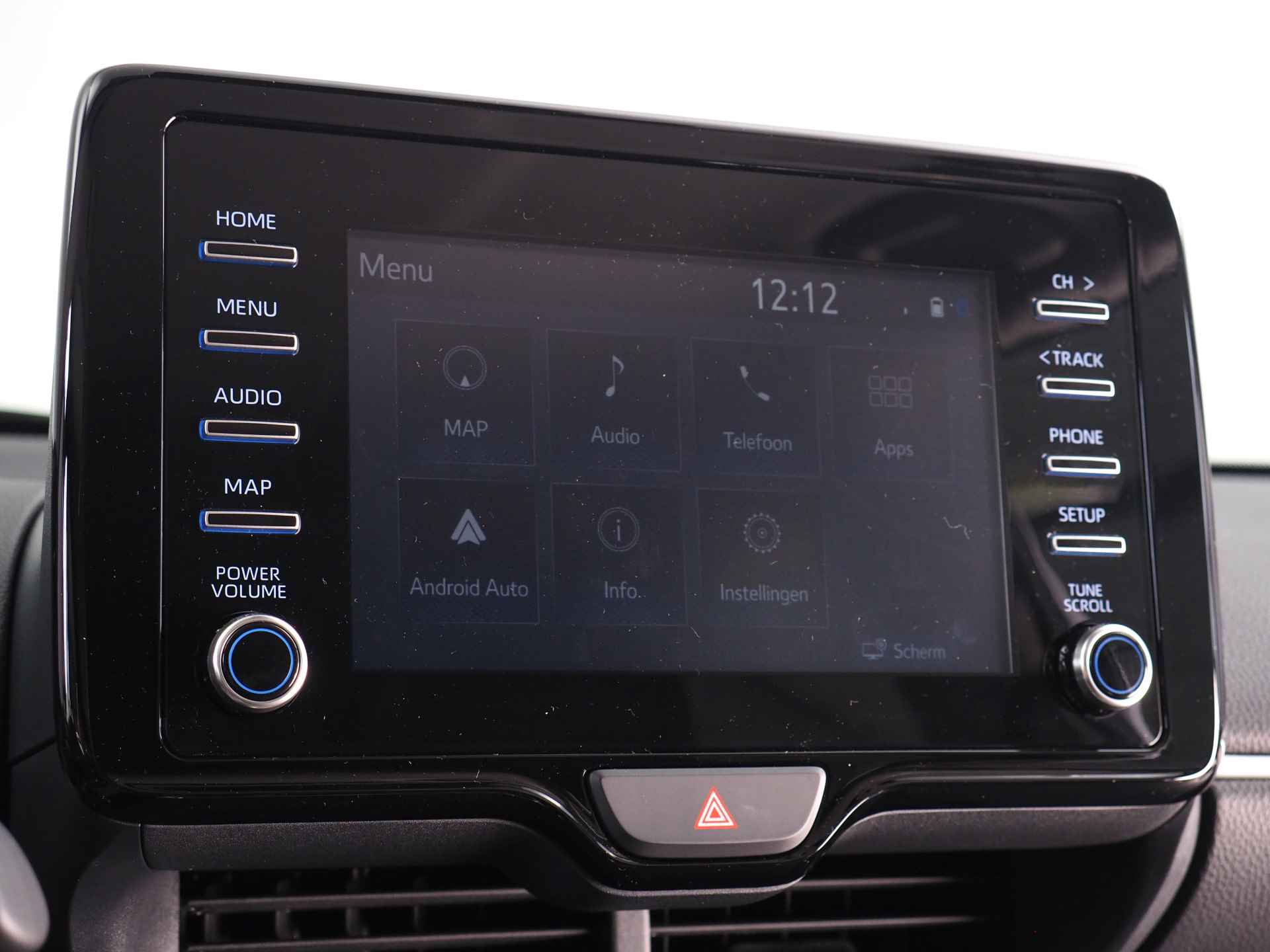 Toyota Yaris 1.5 Hybrid Dynamic achteruitrijcamera | Navigatie | Adaptive Cruise Control leverbaar in: wit, zilver en grijs - 28/30