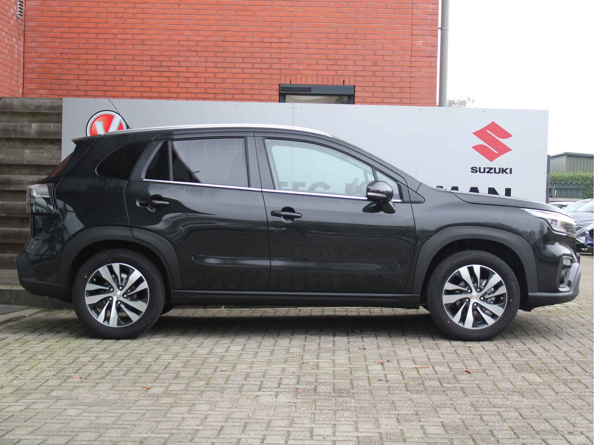 Suzuki S-Cross 1.5 Hybrid Style Adaptieve Cruise Control, Navigatie, Parkeersensoren Voor en Achter, Dodehoek Detectie - 12/36