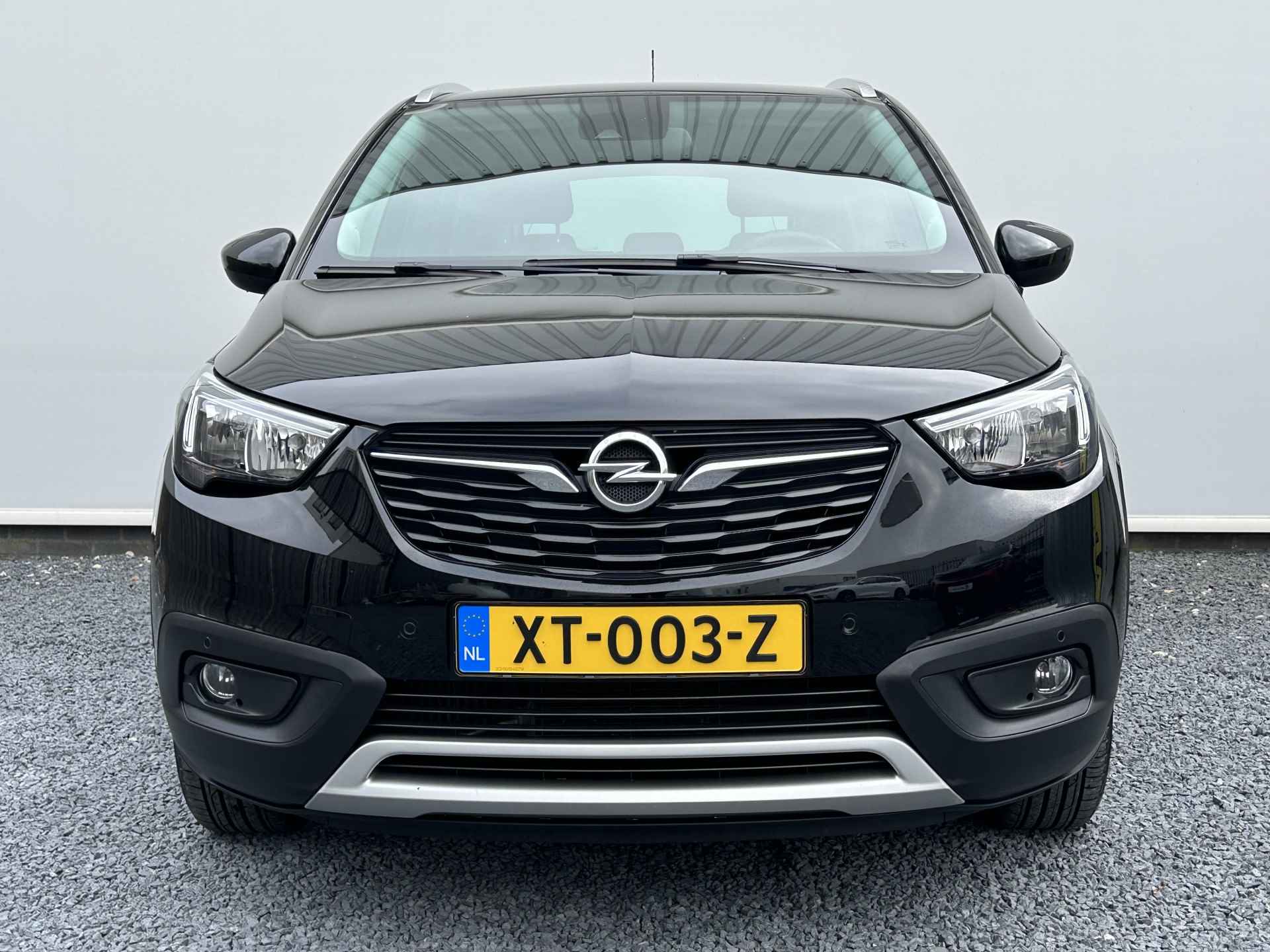 Opel Crossland 1.2 Turbo 110pk Automaat | Navigatie | AGR stoelen | Apple Carplay/Android Auto | Achterbank verstelbaar | Dealer onderhouden | Parkeercamera | Parkeersensoren voor en achter | Dodehoeksensor | Keyless entry en start | Climate control | Cruise control | - 4/31