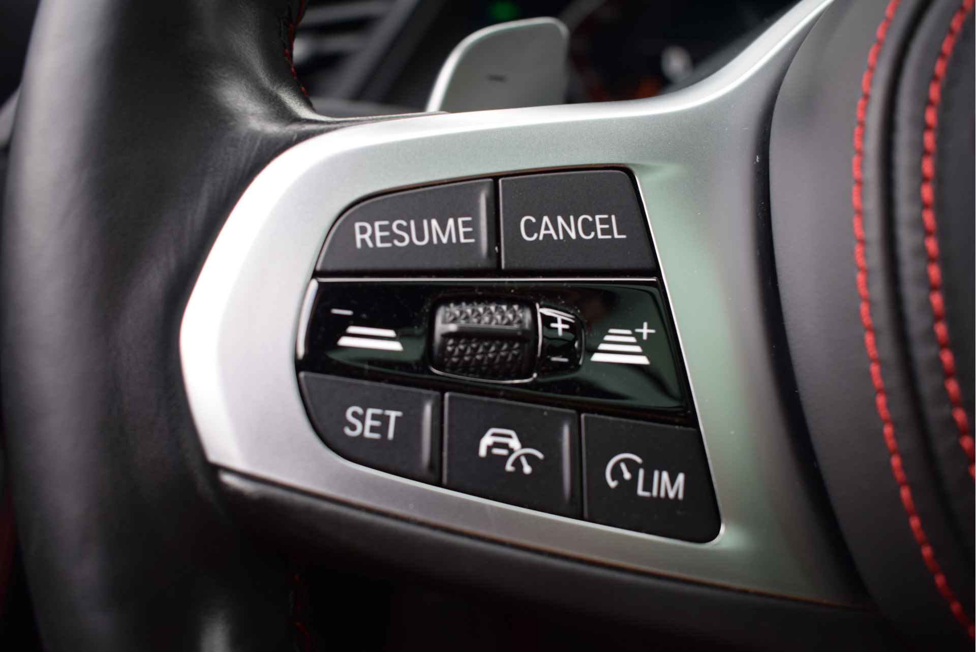 BMW 1-serie 128ti High Executive Automaat / Panoramadak / M Sportstoelen / Active Cruise Control / Adaptieve LED / Live Cockpit Professional / Head-Up / Comfort Access - 22/34