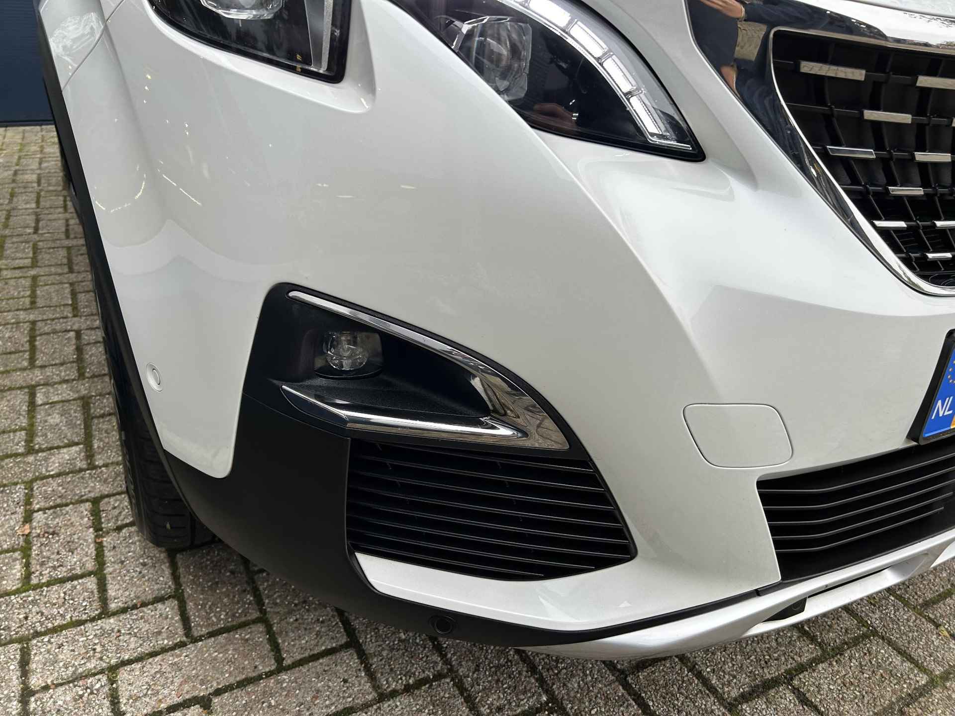 Peugeot 3008 1.6 Turbo 165 PK GT Line | Automaat | 4-Cilindermotor | Zeer complete uitvoering | All Season banden | Vol-Lederen Massage Stoelen met Geheugen |  Stoelverwarming | Navigatie | LED Verlichting | Dode Hoek Detectie | Digitaal Dashboard | - 42/56