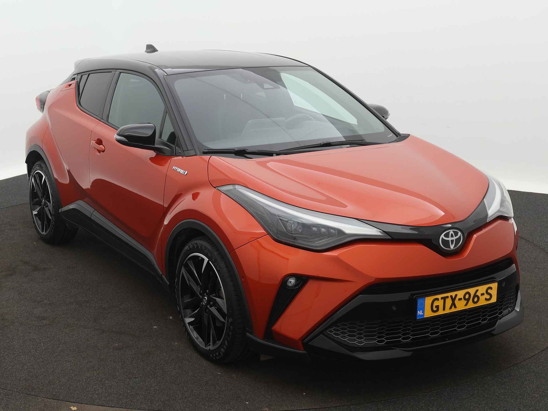 Toyota C-HR 1.8 Hybrid GR-Sport Limited | Leder | Parkeersensoren | Stoelverwarming | LM velgen | Parkeer Ass. | Cruise Control Adaptief | - 29/45