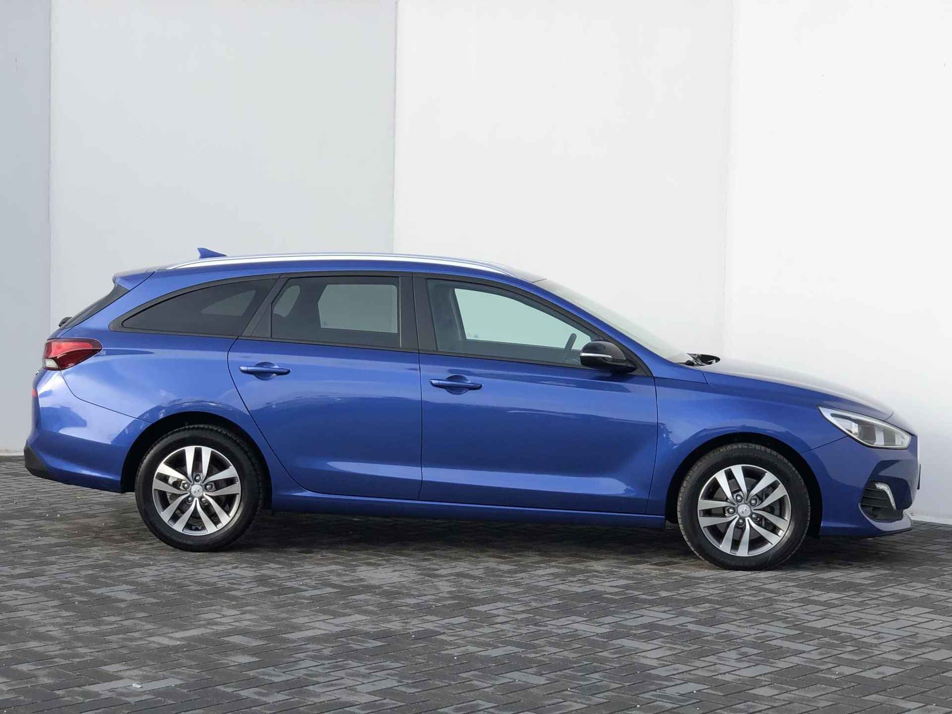 Hyundai i30 Wagon 1.4 T-GDI Comfort / Trekhaak afneembaar / Stoelverwarming / Stuurverwarming / Winter en zomerwielen / Navigatie / Climate Control / Cruise Control / Apple CarPlay/Android Auto / - 10/29