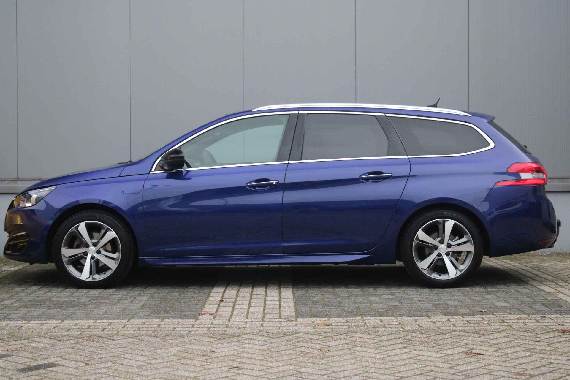 Peugeot 308 SW 1.2 PureTech 130-PK GT-line | TREKHAAK | FULL LED KOPLAMPEN | PANORAMADAK | KEYLESS ENTRY | NAVI | PARKEERCAMERA - 3/33