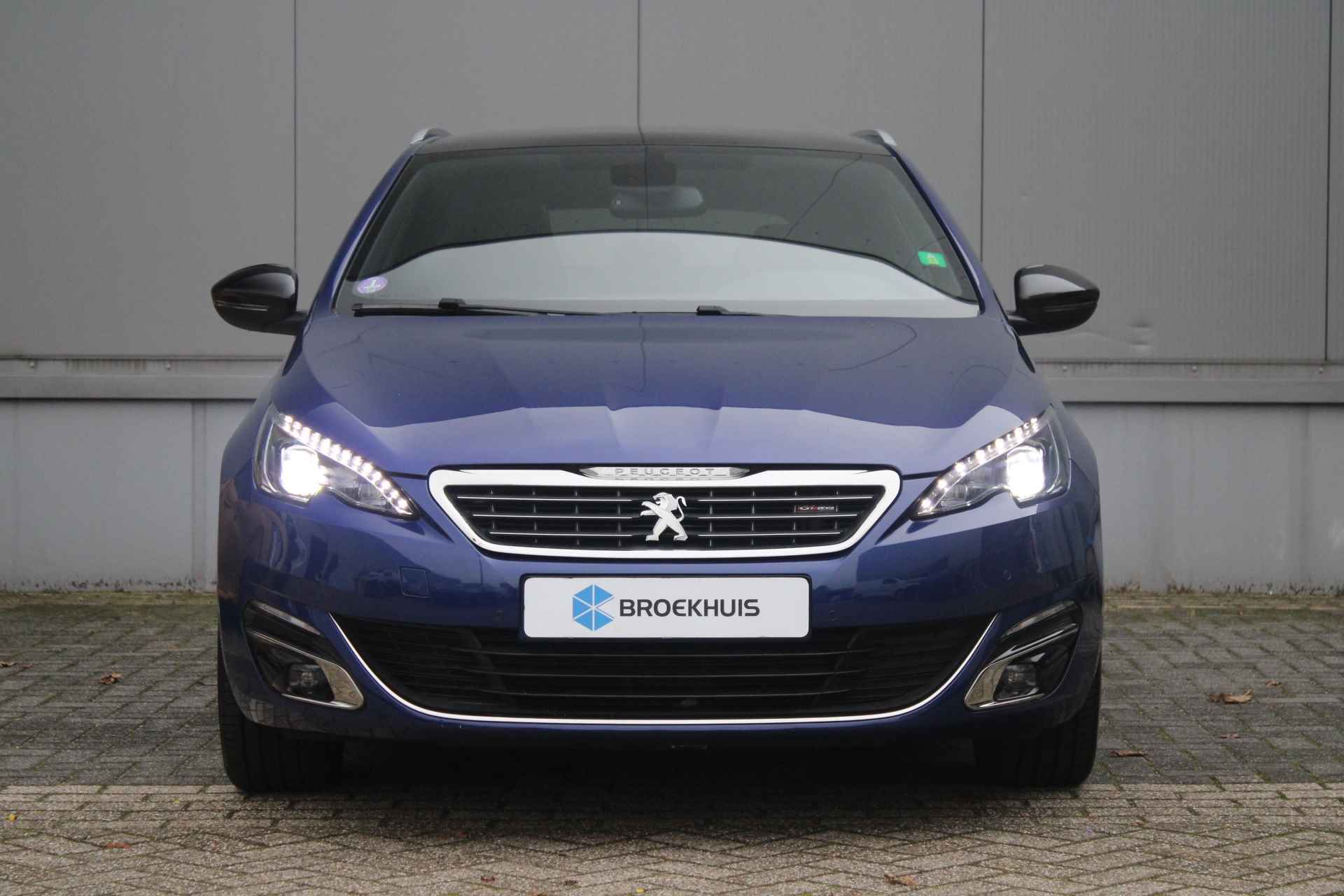 Peugeot 308 SW 1.2 PureTech 130-PK GT-line | TREKHAAK | FULL LED KOPLAMPEN | PANORAMADAK | KEYLESS ENTRY | NAVI | PARKEERCAMERA - 9/33