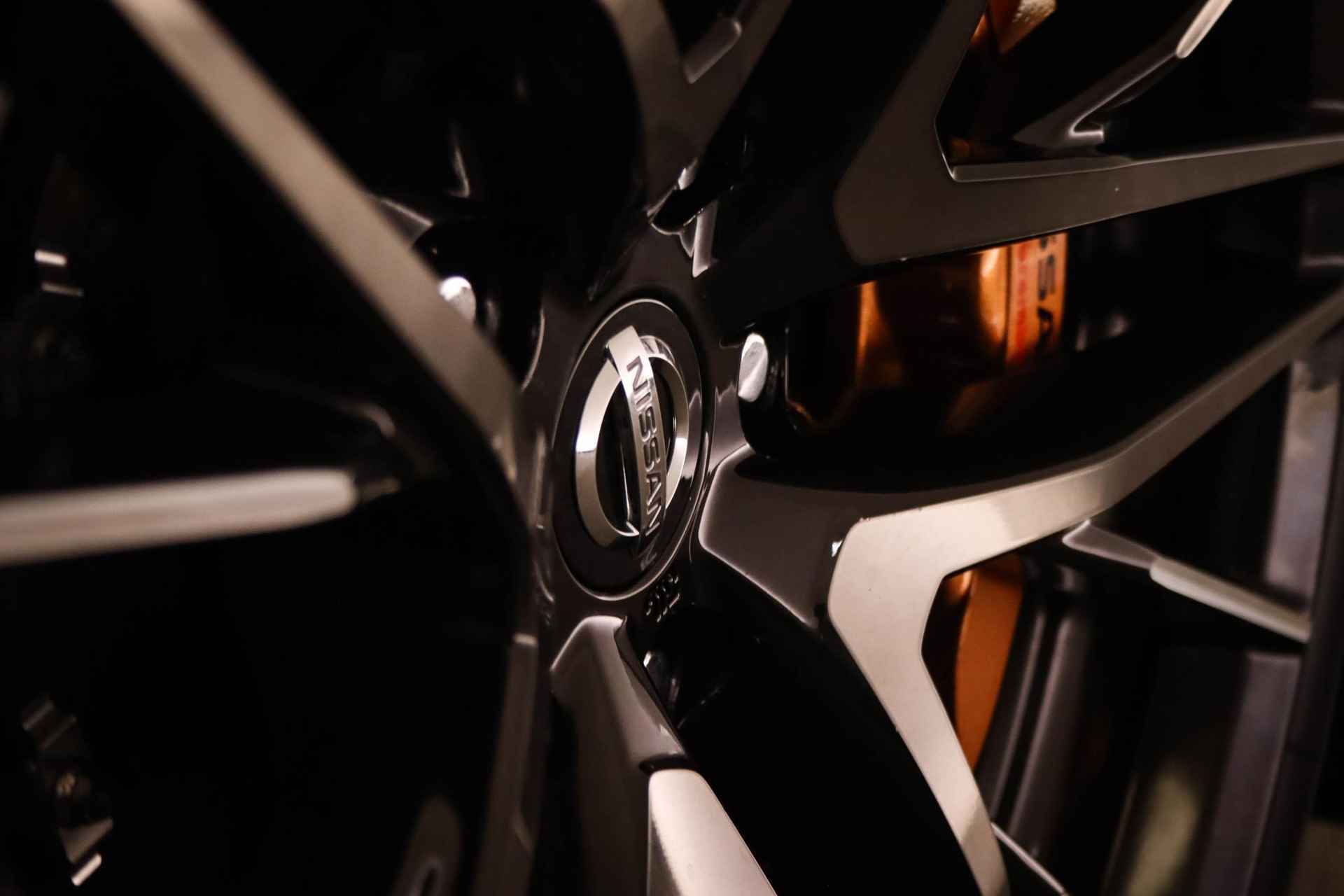 Nissan GT-R 3.8 V6 Black Edition | LED | CLIMA | LEDER | CRUISE | NAVI | BOSE DAB | APPLE | PDC | CAMERA | 20" | DEALER ONDERHOUDEN - 8/63