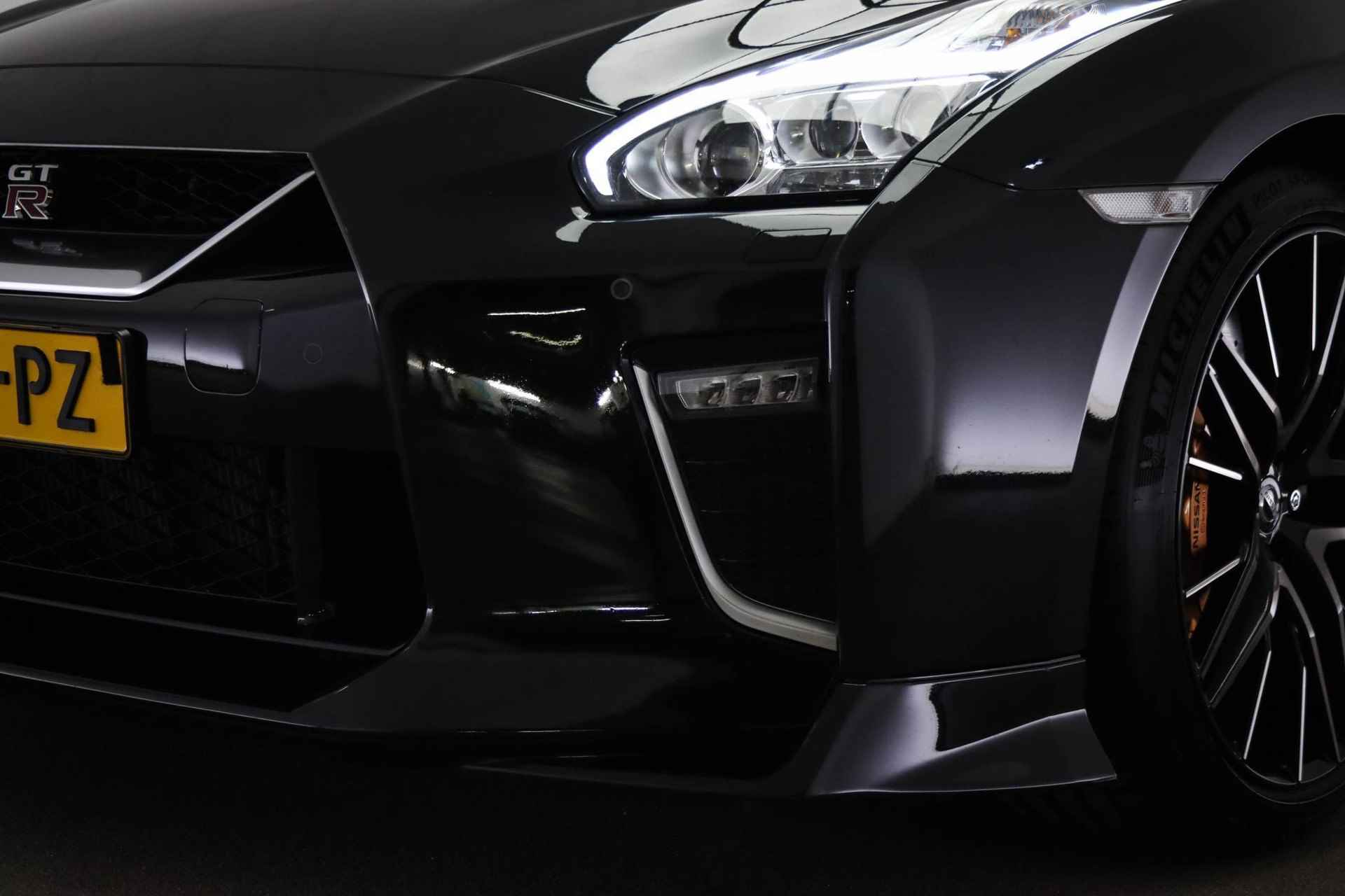 Nissan GT-R 3.8 V6 Black Edition | LED | CLIMA | LEDER | CRUISE | NAVI | BOSE DAB | APPLE | PDC | CAMERA | 20" | DEALER ONDERHOUDEN - 12/63