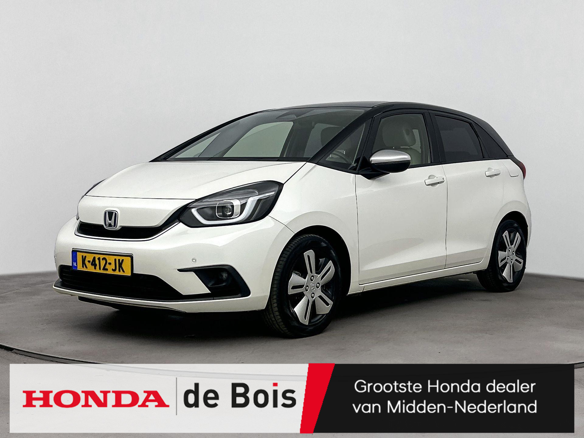 Honda Jazz 1.5 e:HEV Executive | 1e Eig. | Two-Tone | Stuurverwarming | Privacy Glass | Dodehoeksensoren | 16 Inch |