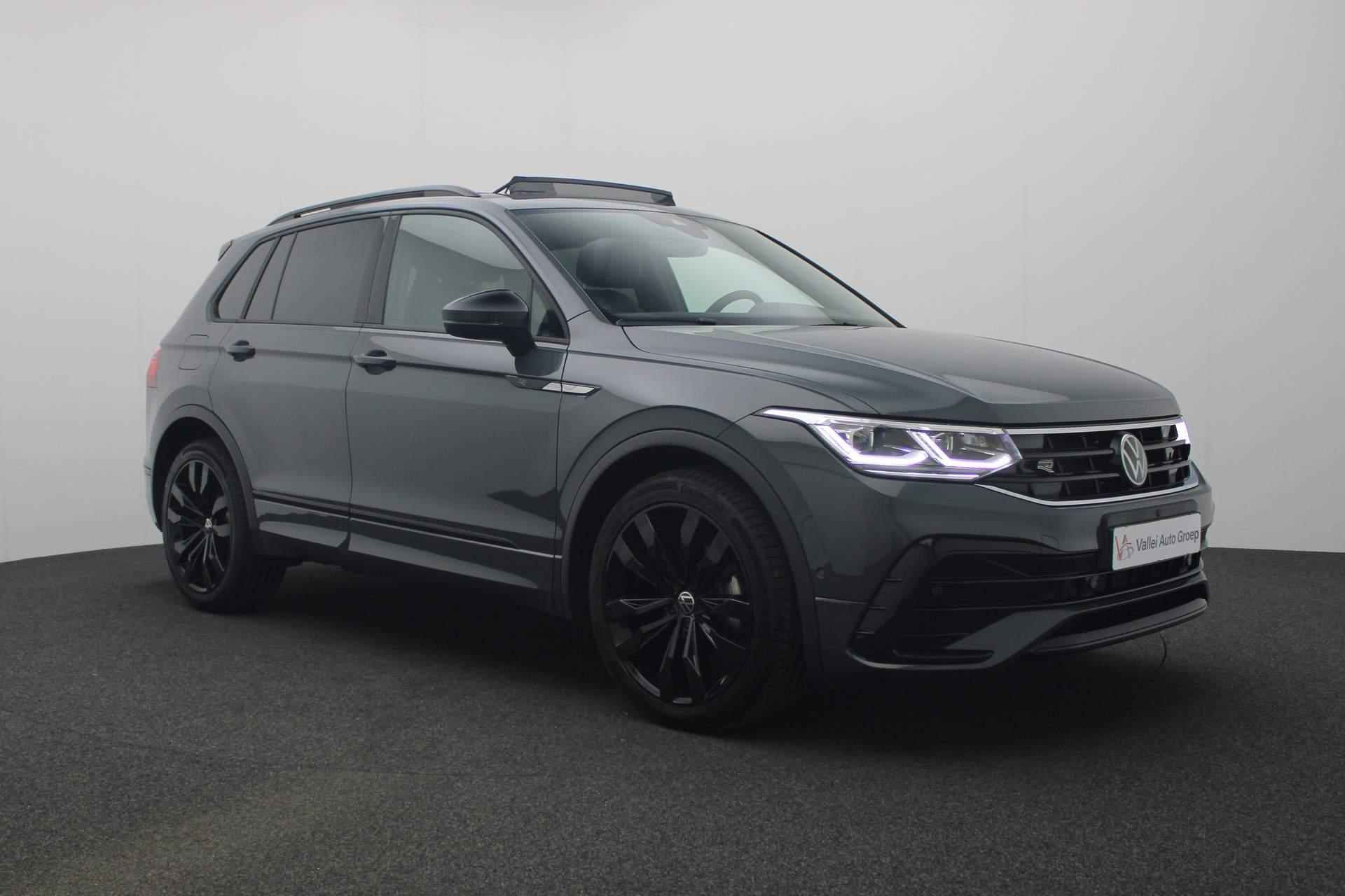 Volkswagen Tiguan 2.0 TDI 150PK DSG R-Line Black Style | Pano | Trekhaak | Standkachel | IQ Light | Keyless | 360 camera | Navi | ACC - 32/39