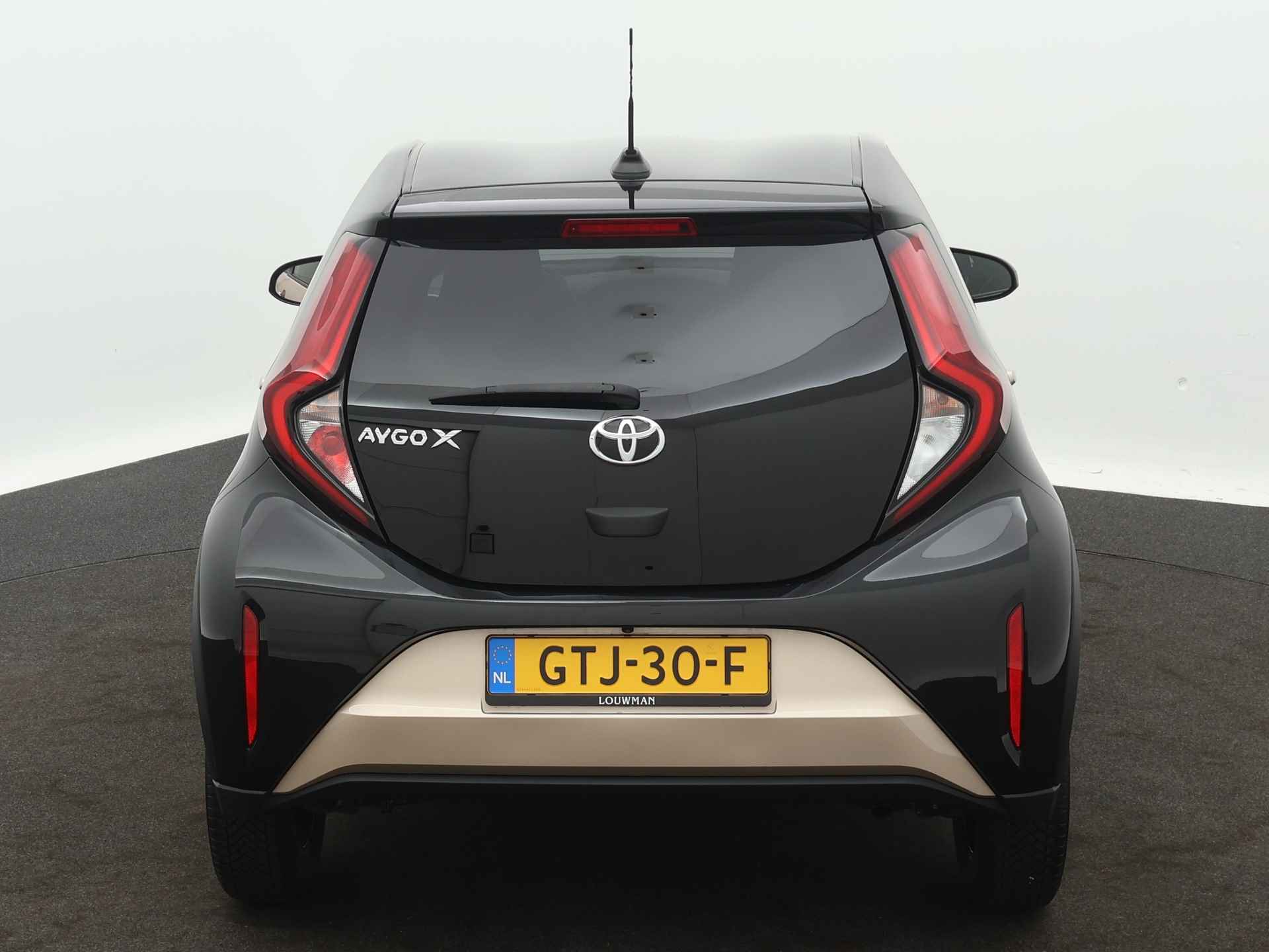 Toyota Aygo X 1.0 VVT-i MT Pulse Limited | Camera | Stoelverwarming | LM velgen | - 30/43