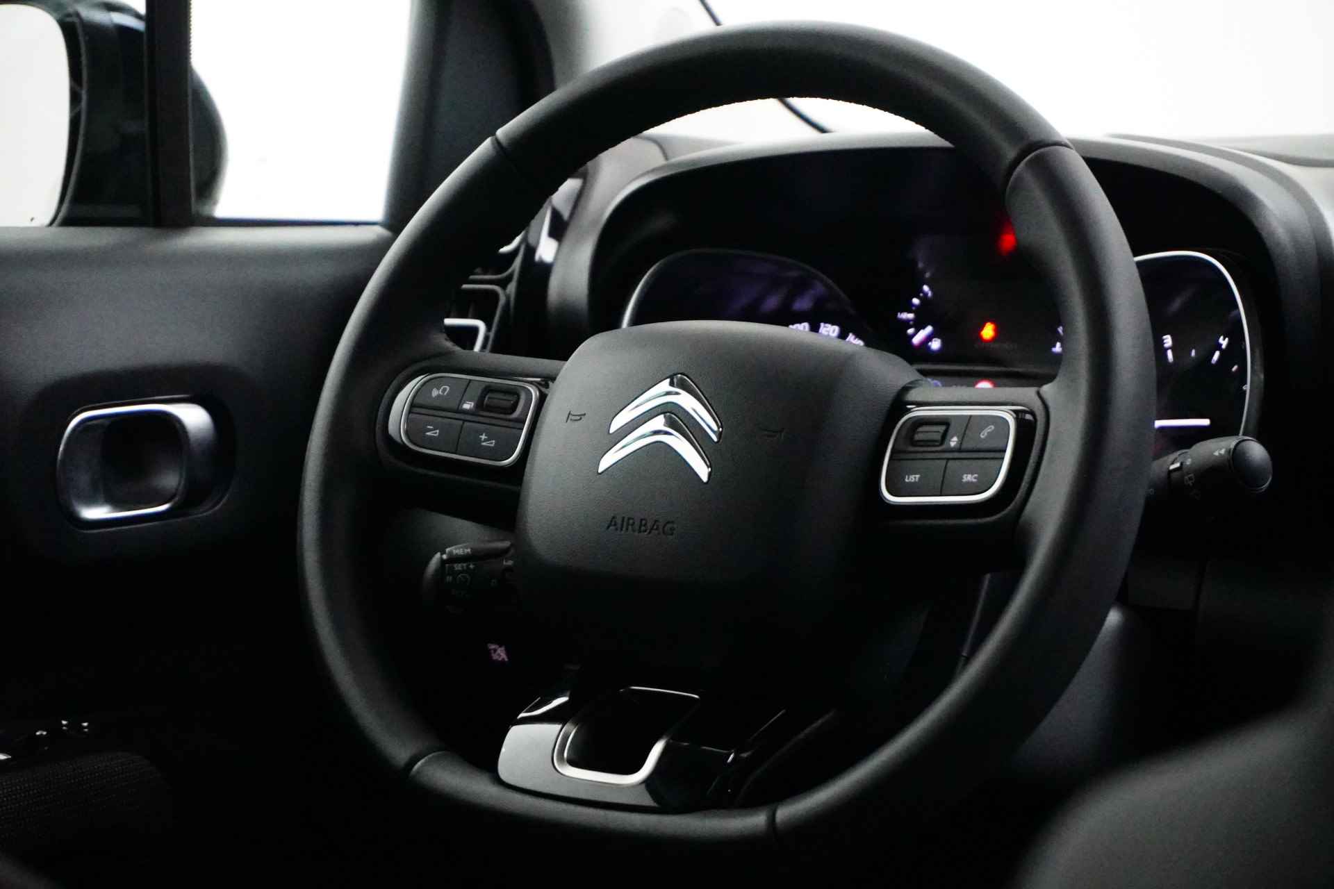 Citroën C3 Aircross 1.2 PureTech Max | Automaat | Camera | Navi | Cruise Control | Carplay | PDC V/A - 11/25