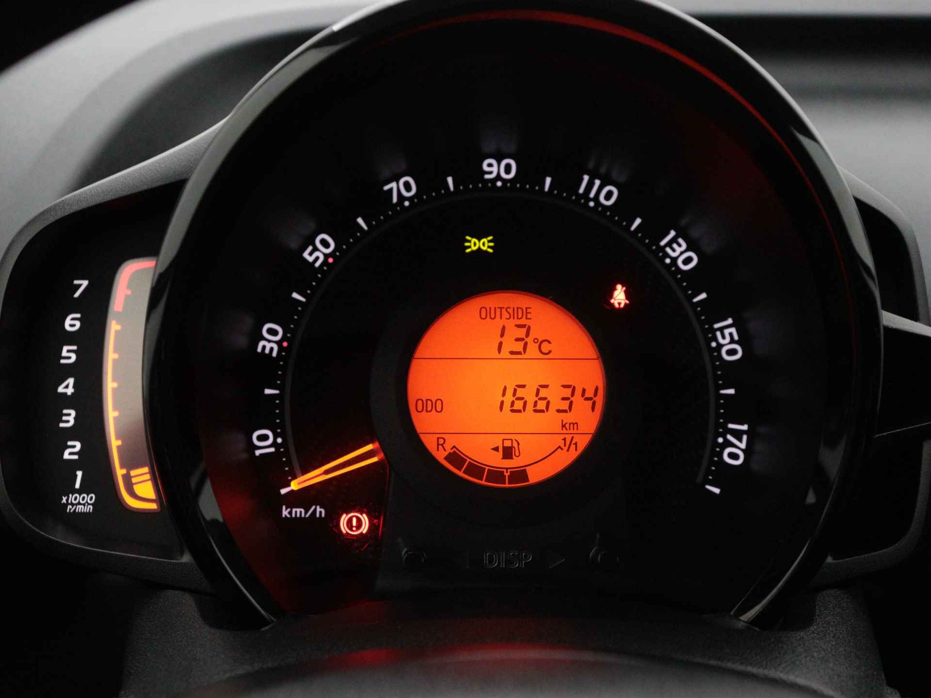 Toyota Aygo 1.0 VVT-i X-Joy Limited | Stoelverwarming | LM velgen | Camera | Climate Control | - 7/43