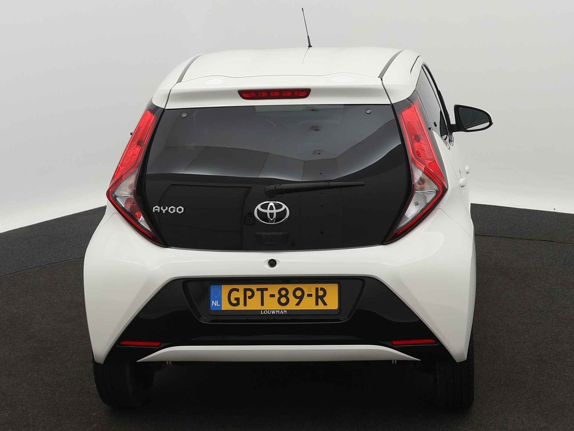 Toyota Aygo 1.0 VVT-i X-Joy Limited | Stoelverwarming | LM velgen | Camera | Climate Control | - 30/43