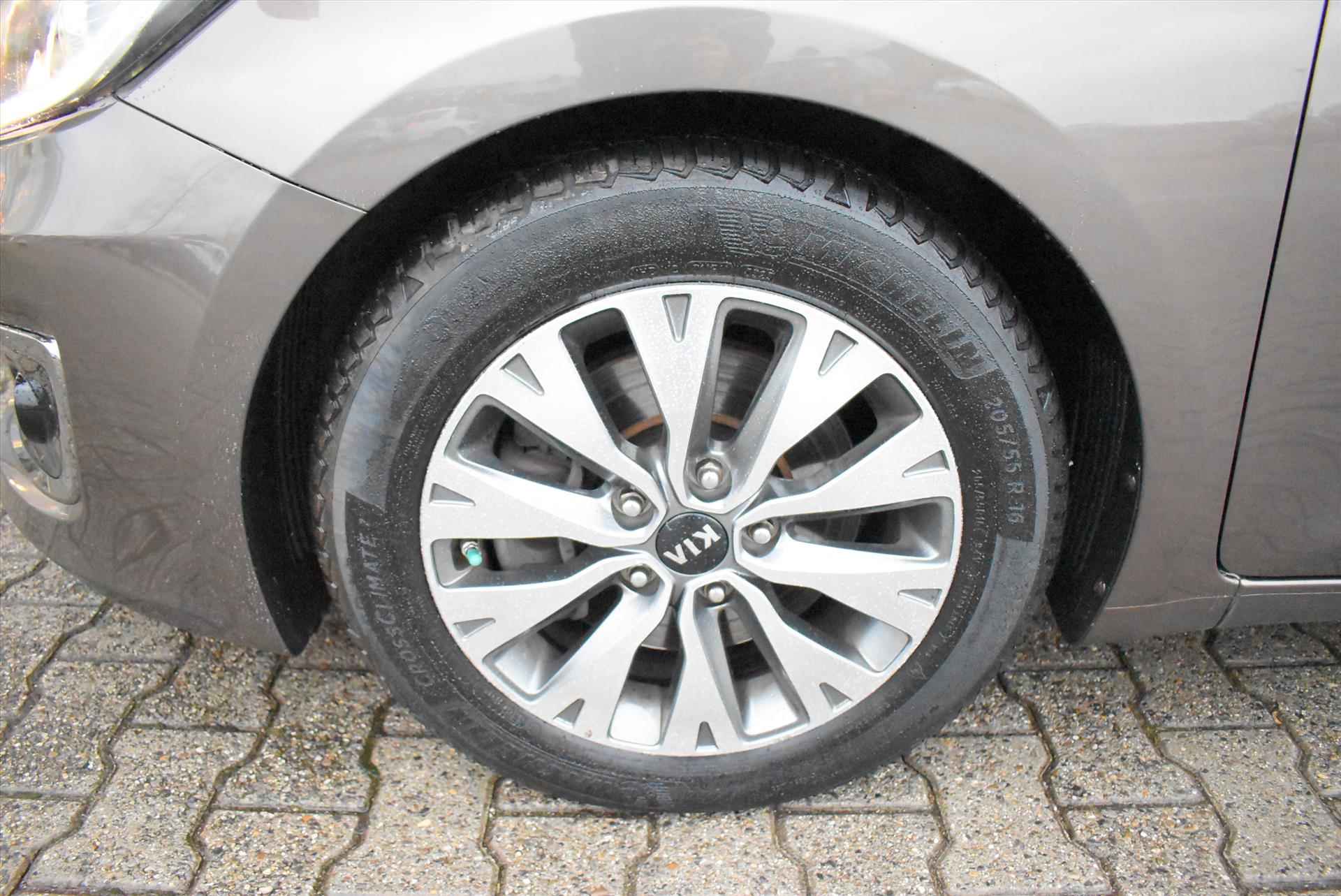 KIA Cee D 1.6 GDI 135pk DynamicLine - 9/35