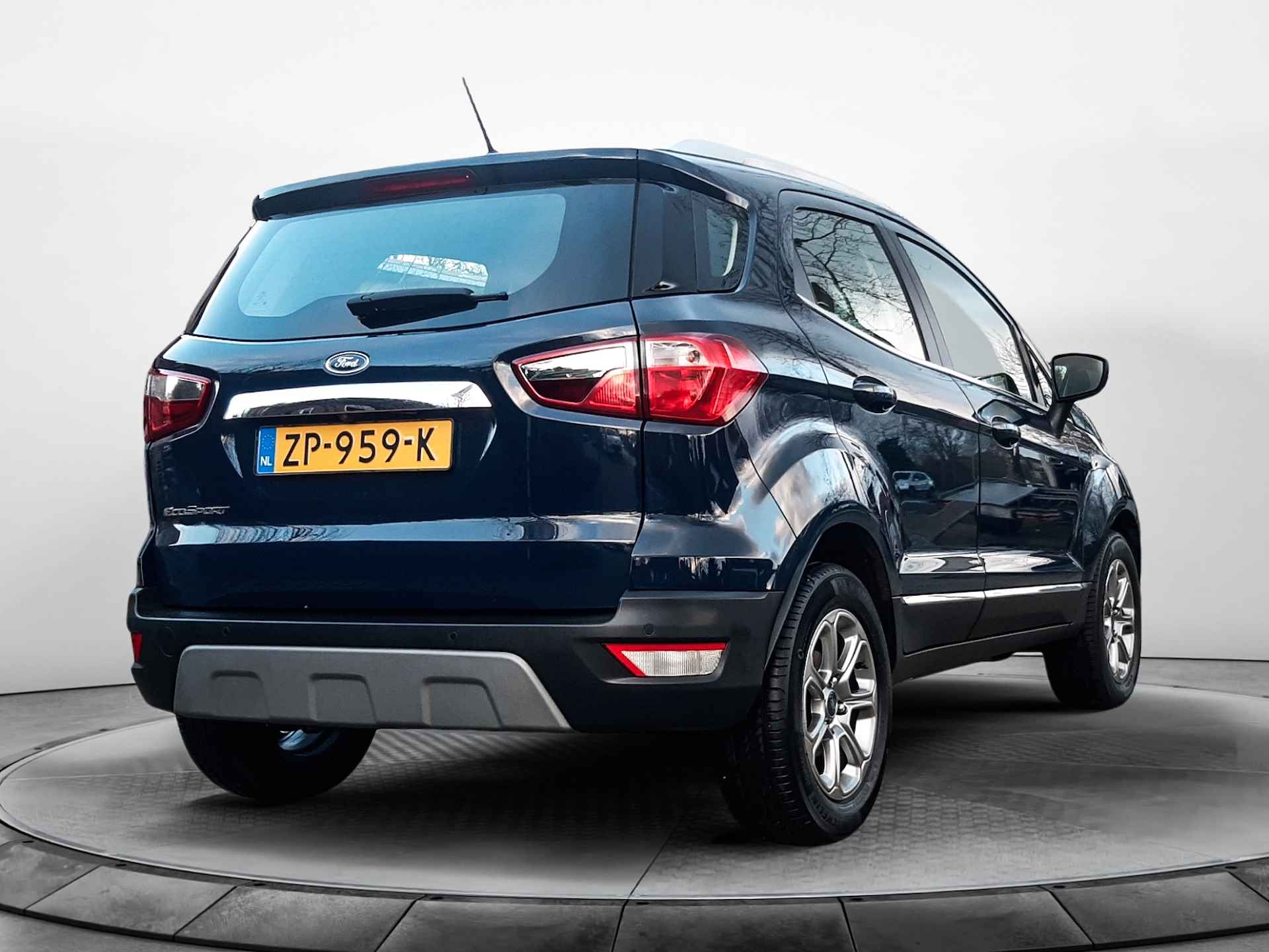 Ford EcoSport 1.0 EcoBoost Titanium (126 PK) 2e-Eig. Keurig-Onderh. BOVAG-Garantie, NL-Auto. Navigatie/Apple-Carplay/Android-Auto, Achteruitrijcamera, Trekhaak, Parkeersensoren, Cruis-Control, Privacy-Glas - 4/39