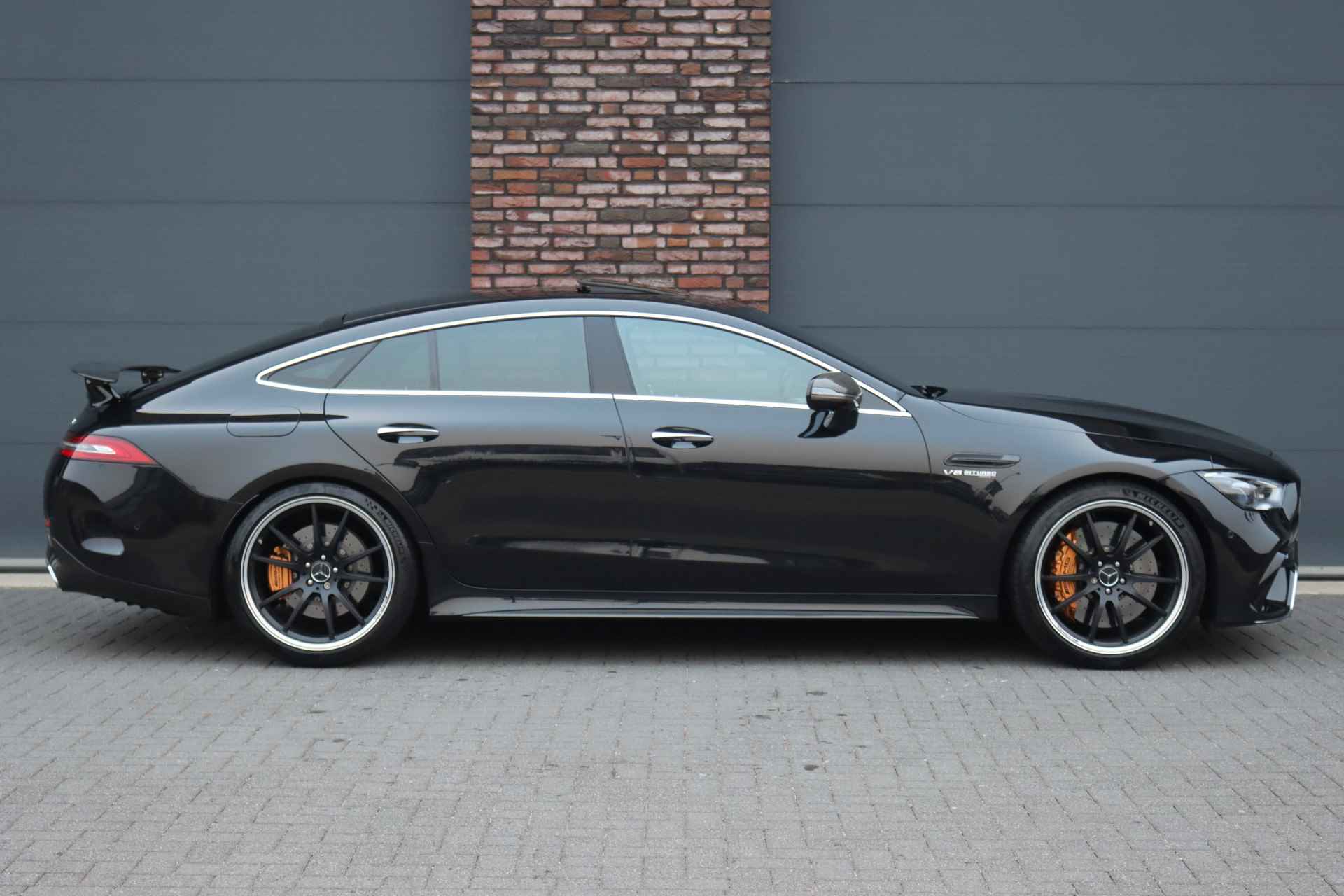 Mercedes-Benz AMG GT 4-Door Coupe AMG 63 S 4MATIC+ Premium+ Aut9 | Airmatic | Carbon | Keramisch | Burmester High End | Verwarmd Stuurwiel | Distronic+ | HUD | Performance Stoelen | Contourstoelen | Standkachel | - 12/51