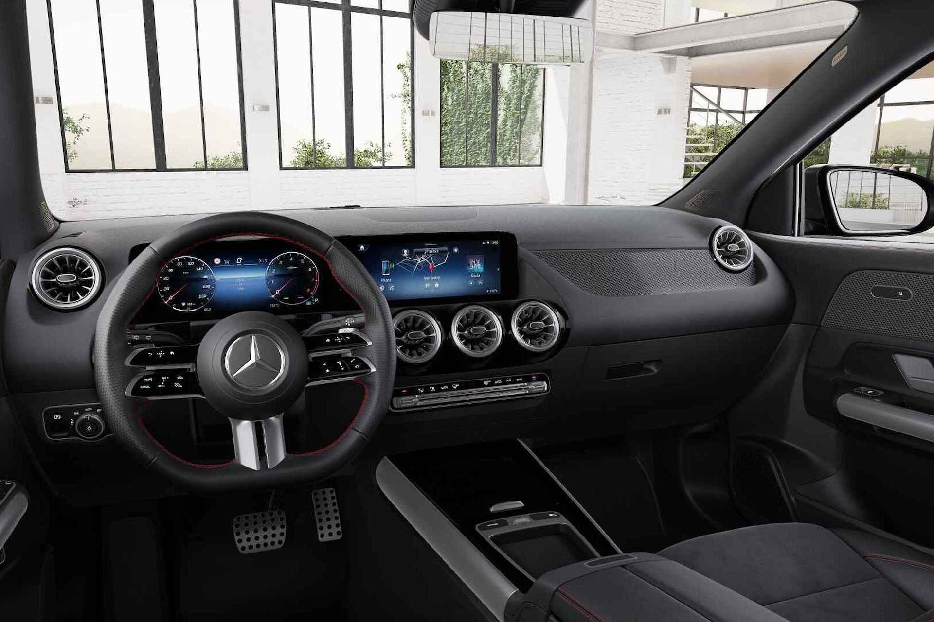 Mercedes-Benz GLA GLA 180 Star Edition AMG Line | Panoramadak | Nightpakket - 4/9