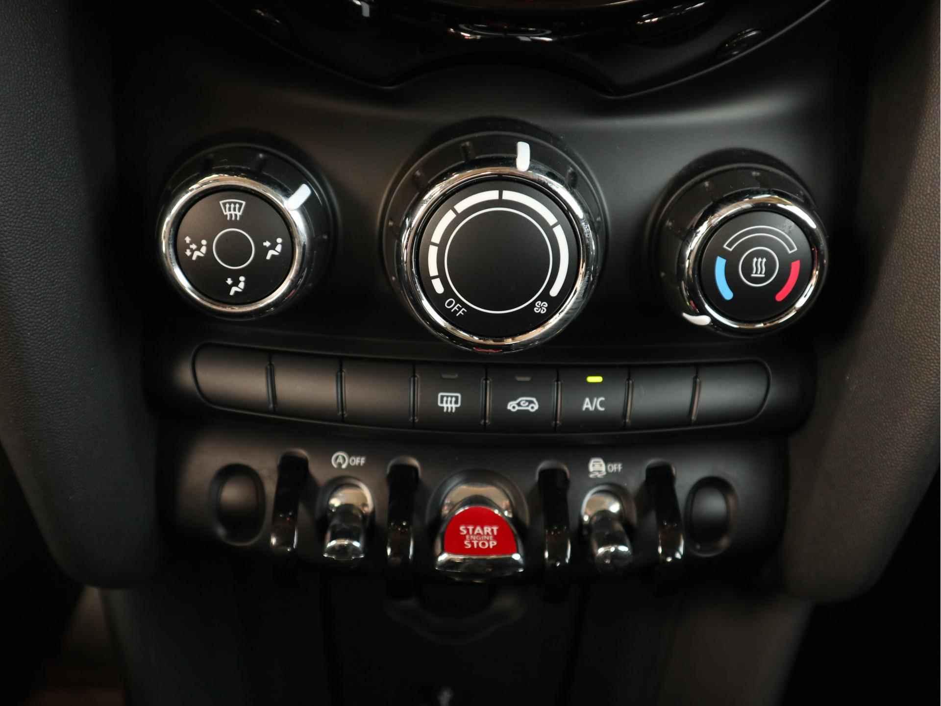 MINI 5-deurs Cooper Salt / Parkeersensoren / Regen- en lichtsensor / Airconditioning / Cruise Control - 24/30