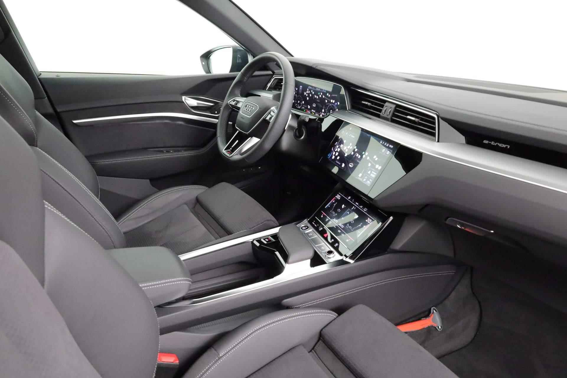 Audi Q8 e-tron 50 quattro 340PK S Edition 95 kWh | Camera | LED | Standkachel | Optiekpakket zwart | Luchtvering | 21 inch - 43/47