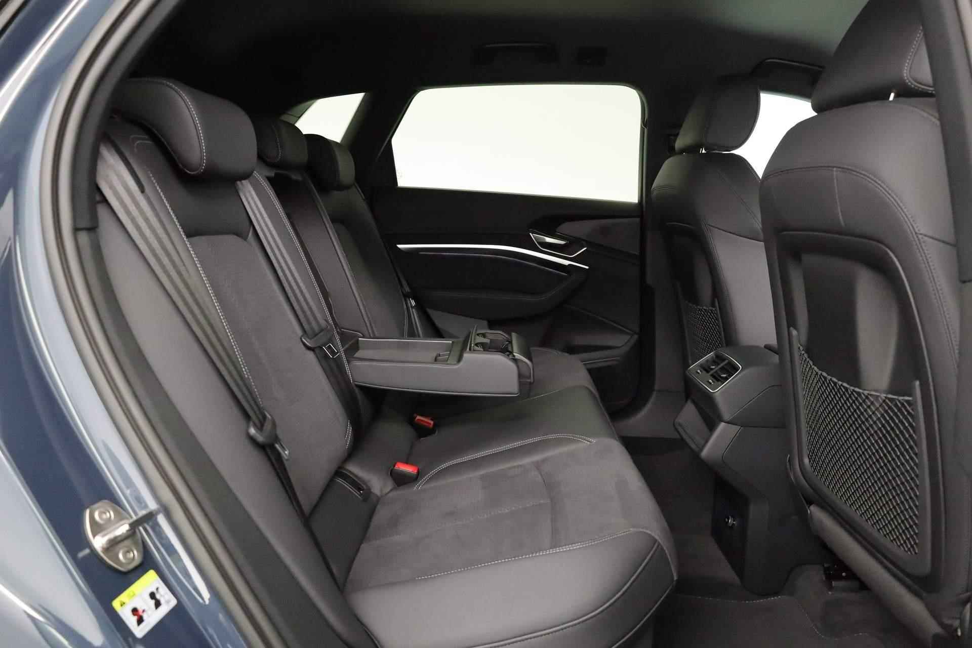 Audi Q8 e-tron 50 quattro 340PK S Edition 95 kWh | Camera | LED | Standkachel | Optiekpakket zwart | Luchtvering | 21 inch - 44/47