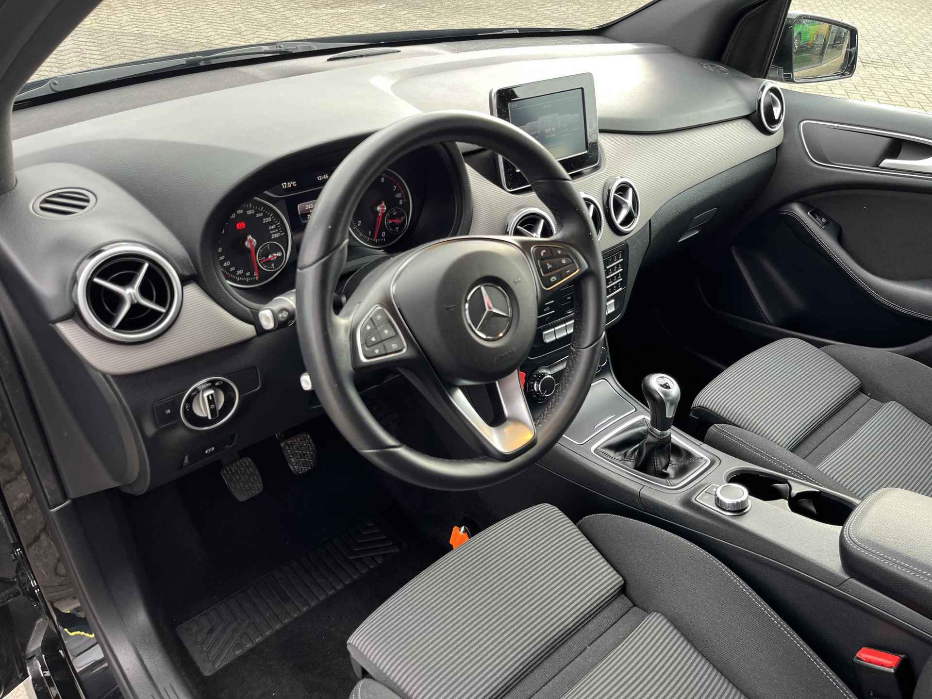 Mercedes-Benz B-klasse 180 Lease Edition Ambition Airco | Cruise Control | Lichtmetalen velgen | Navigatie | - 7/27