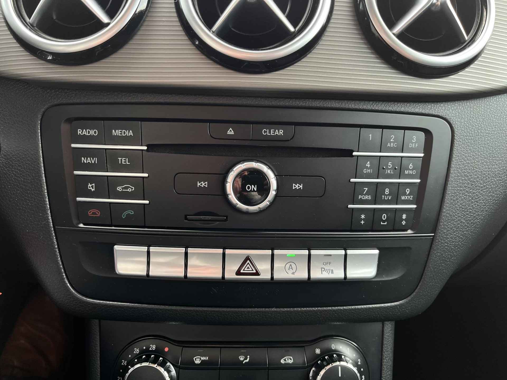 Mercedes-Benz B-klasse 180 Lease Edition Ambition Airco | Cruise Control | Lichtmetalen velgen | Navigatie | - 19/27