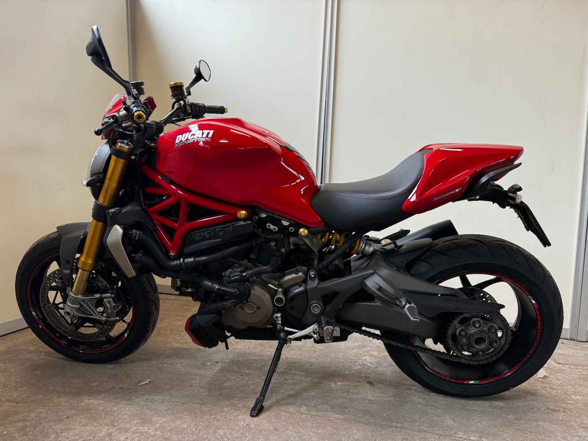 DUCATI Monster 1200 S Ohlins - 19/19