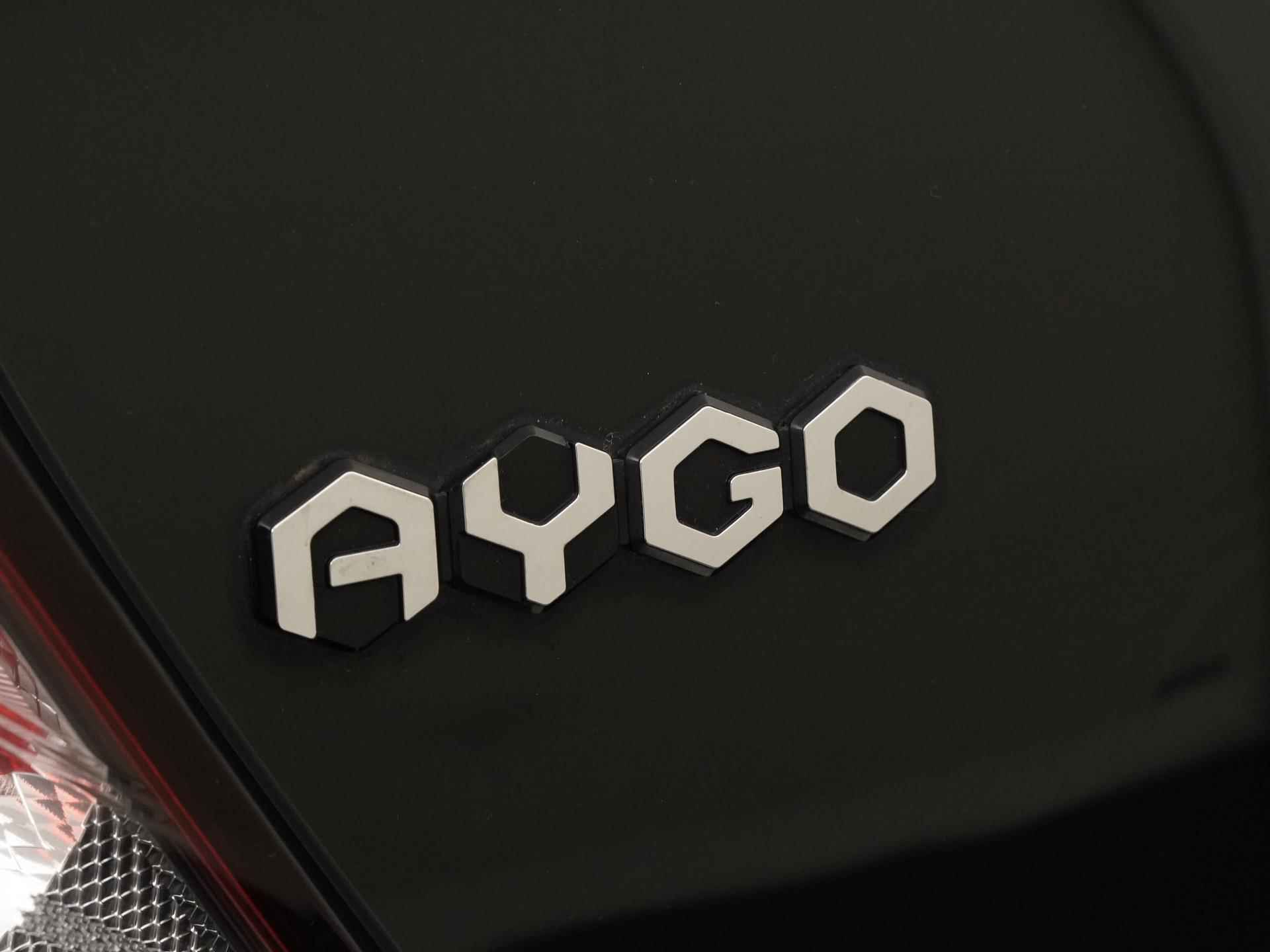 Toyota Aygo 1.0 VVT-i x-joy Automaat | Camera | Lichtmetalen Velgen | Zondag Open! - 22/32