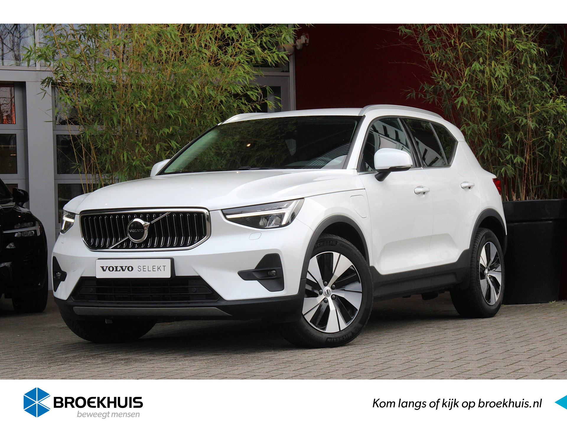 Volvo XC40 T5 Plug-in hybrid Plus Bright MY23! | Camera | Adaptive Cruise | Dodehoeksensoren | Stuur/stoelverwarming | Keyless